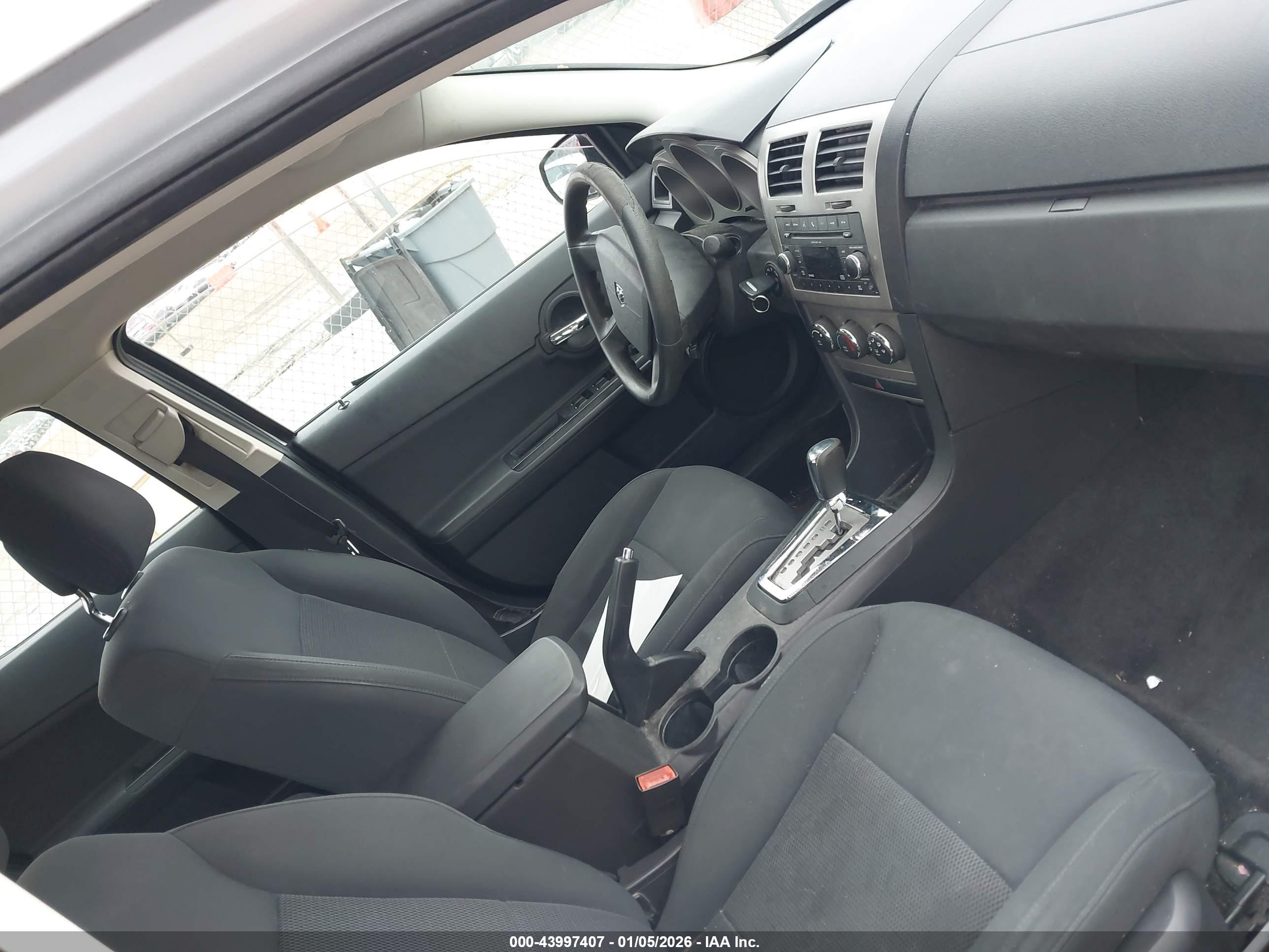 DODGE AVENGER image 5