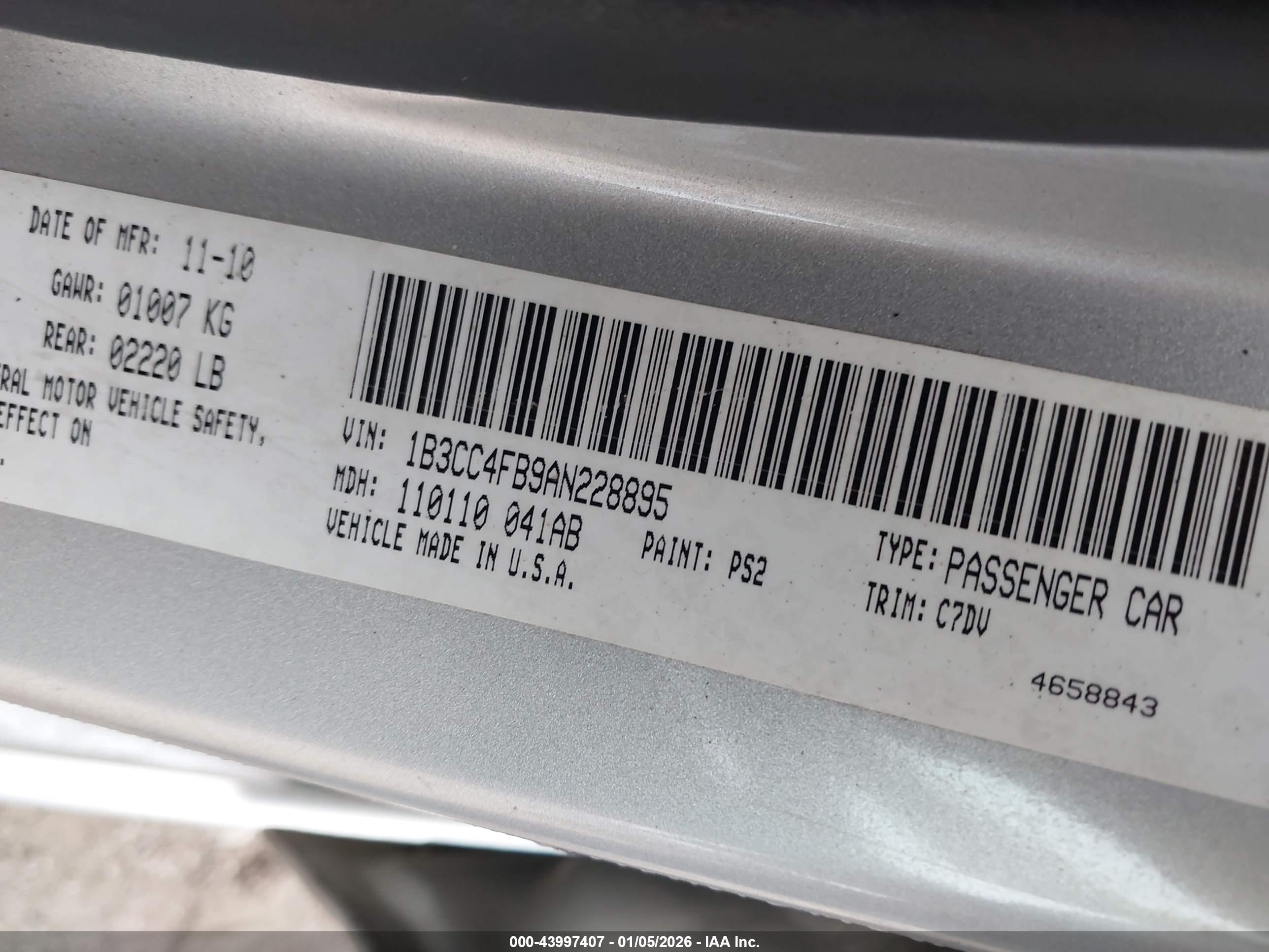 DODGE AVENGER image 9