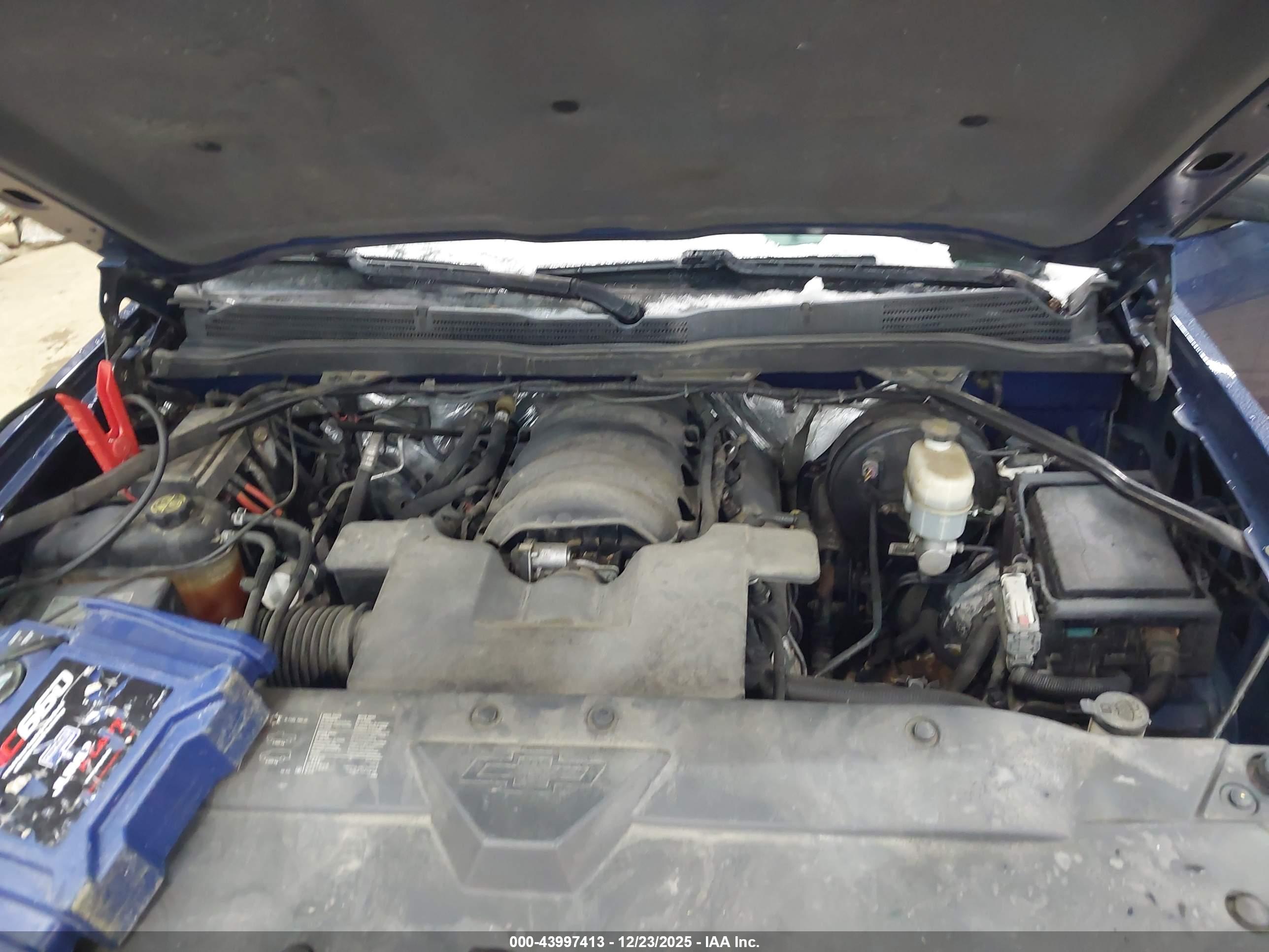 CHEVROLET SILVERADO image 10