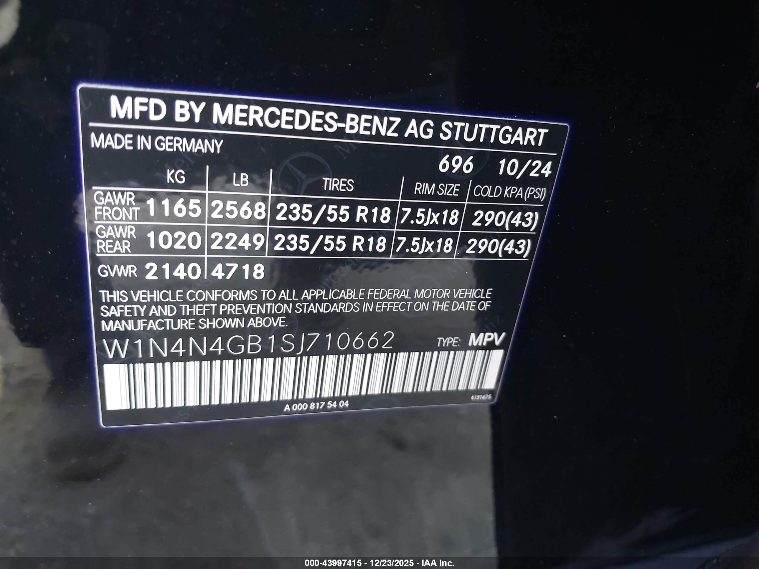 MERCEDES-BENZ GLA image 9