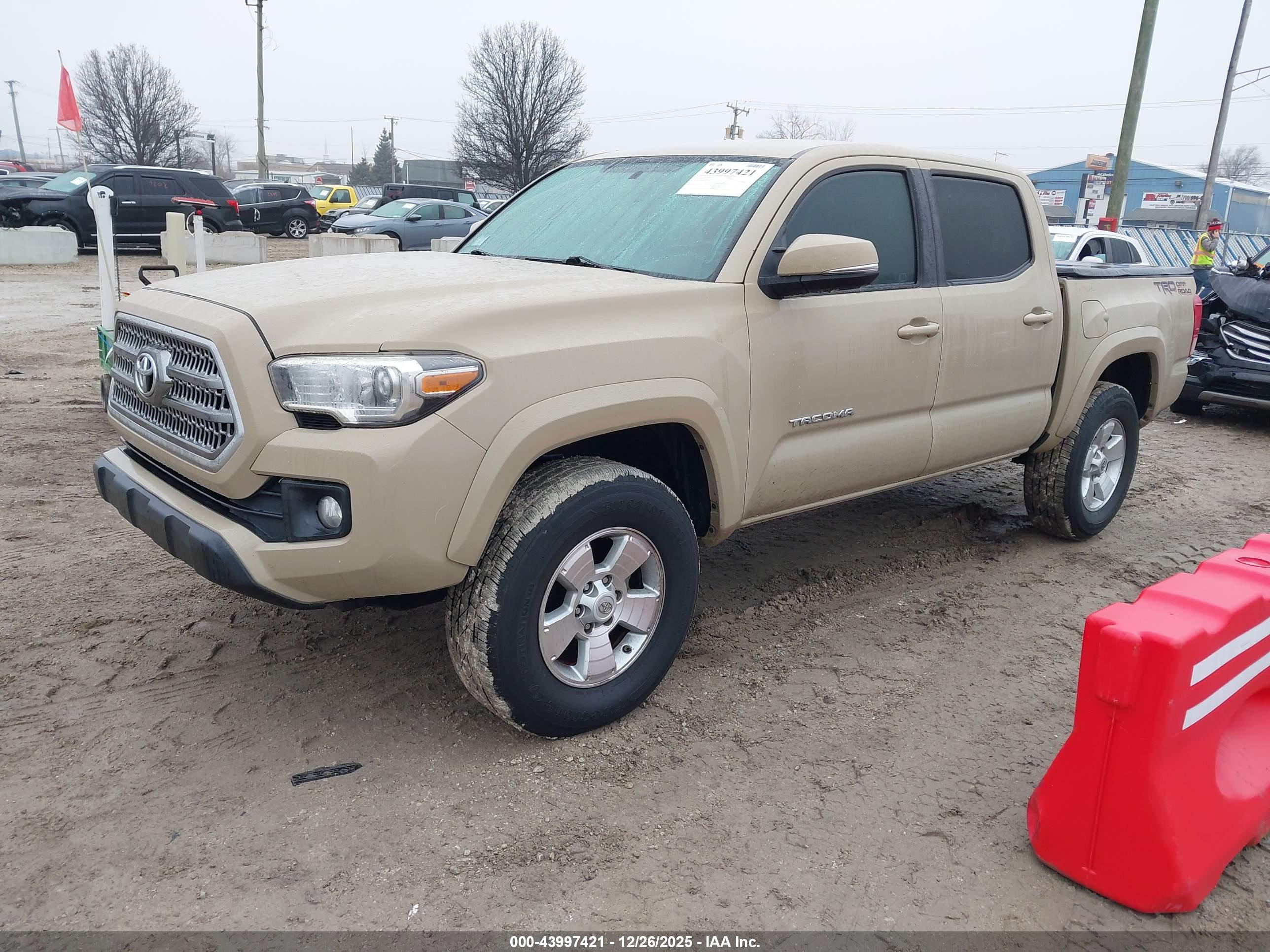 TOYOTA TACOMA image 2