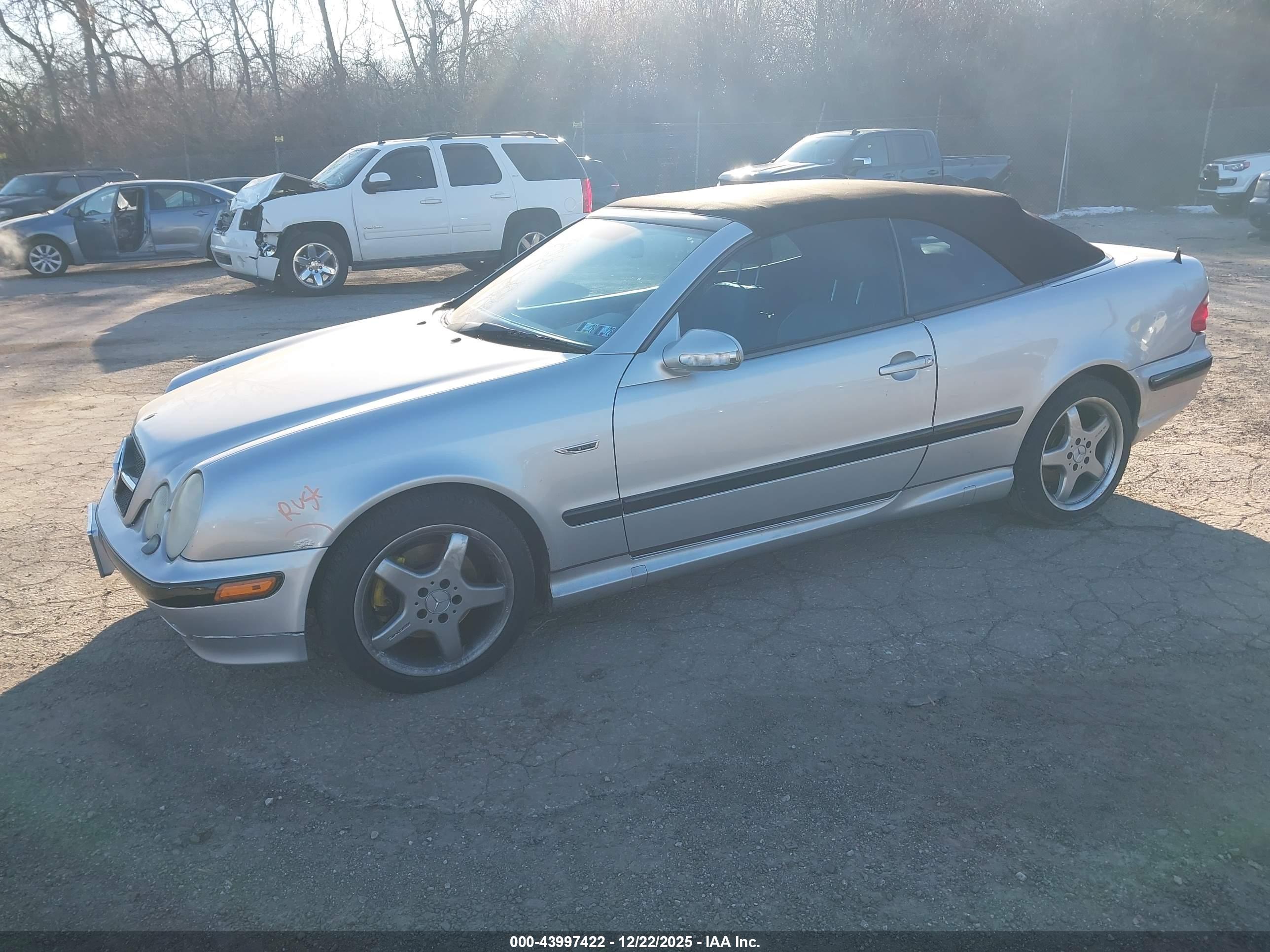 MERCEDES-BENZ CLK image 2
