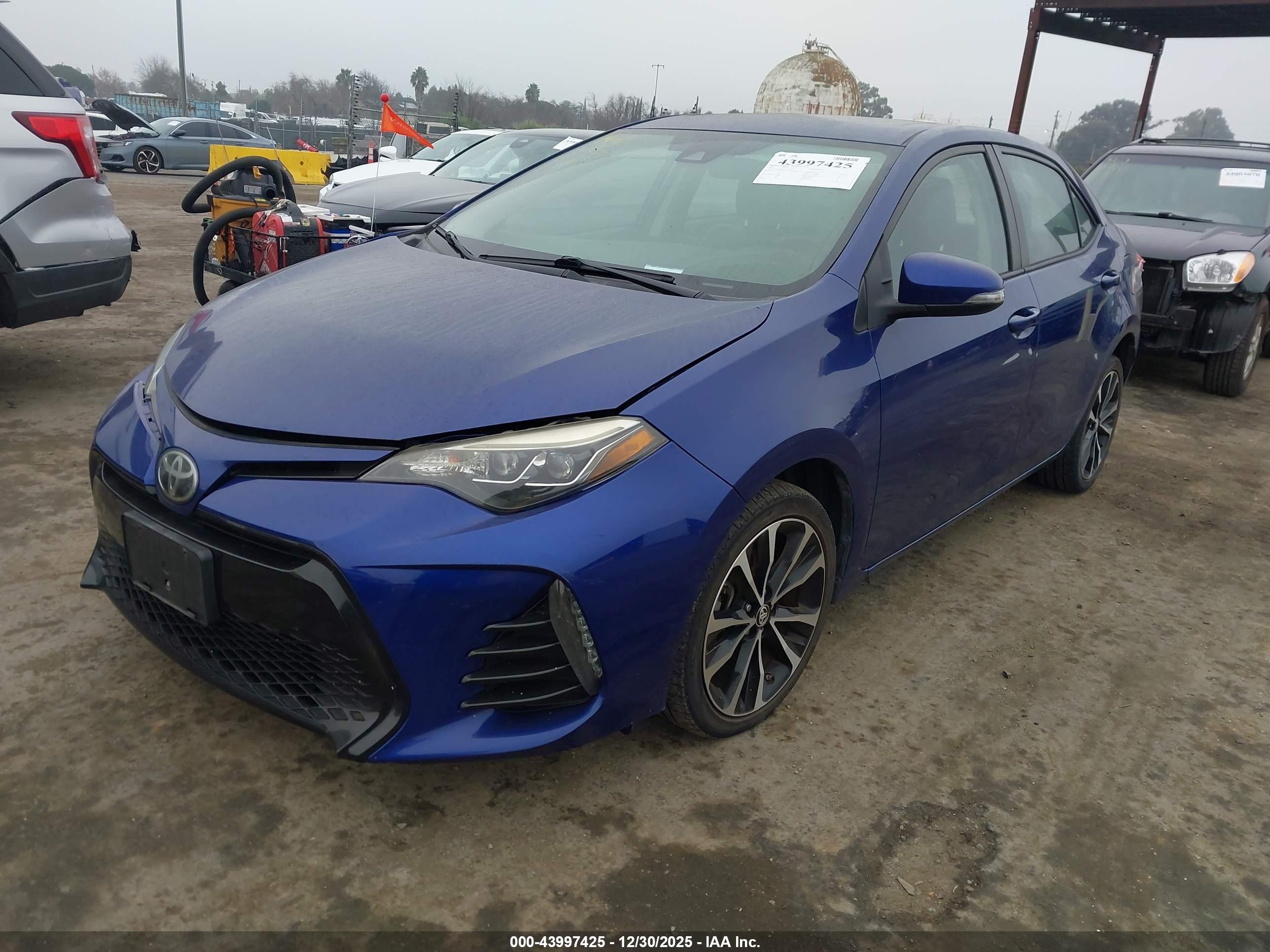 TOYOTA COROLLA image 2