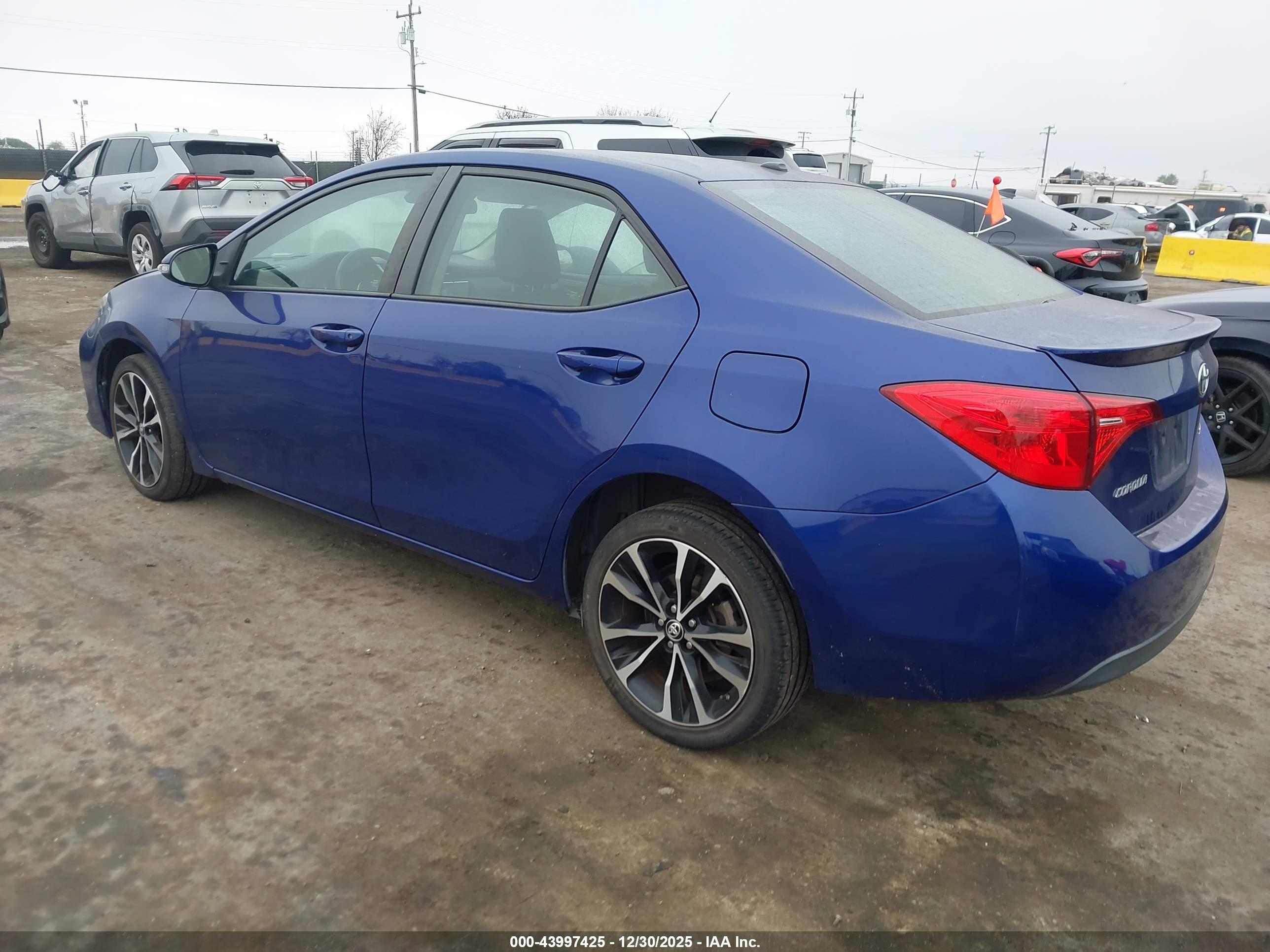 TOYOTA COROLLA image 3
