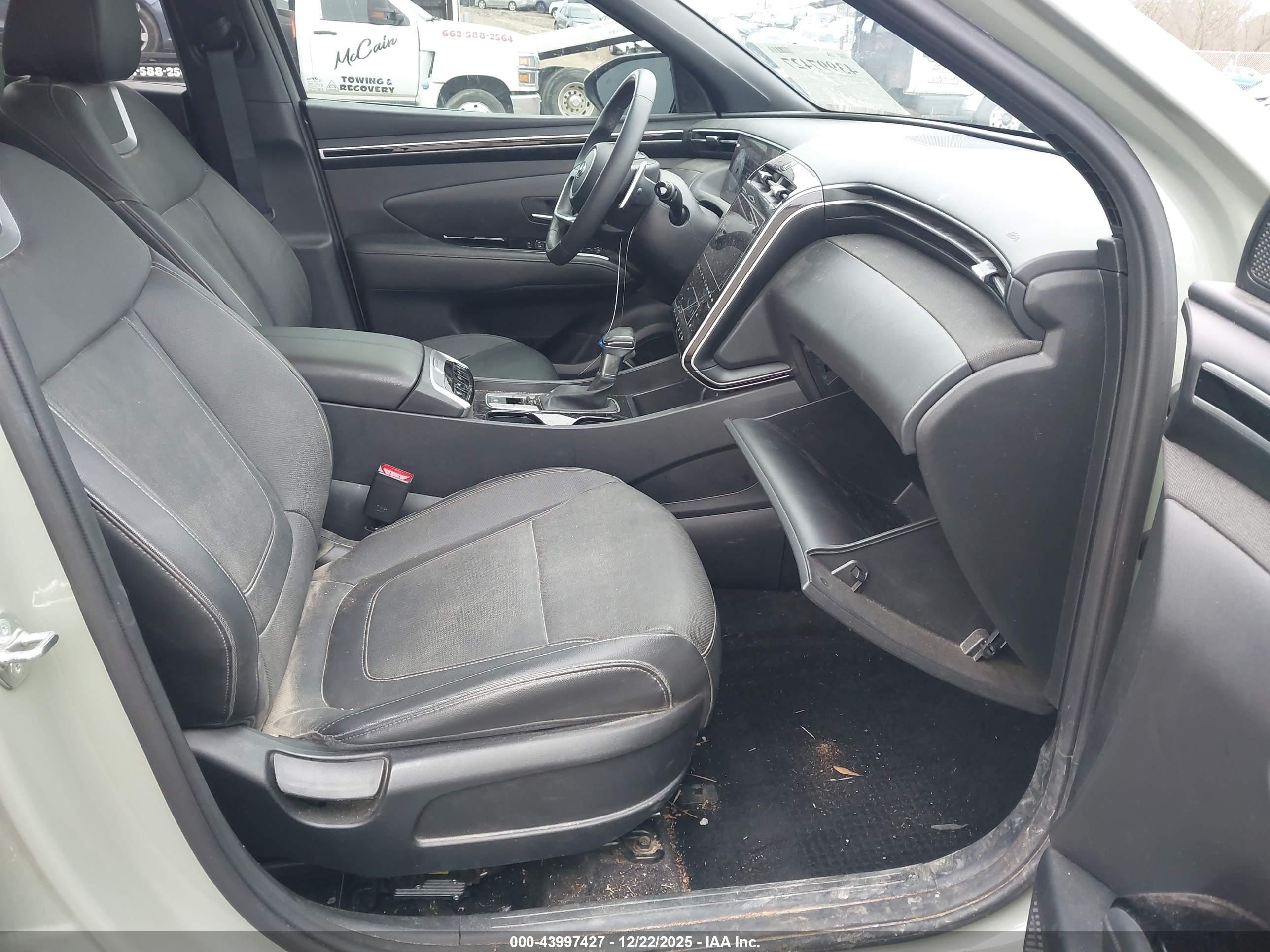 HYUNDAI SANTA image 5