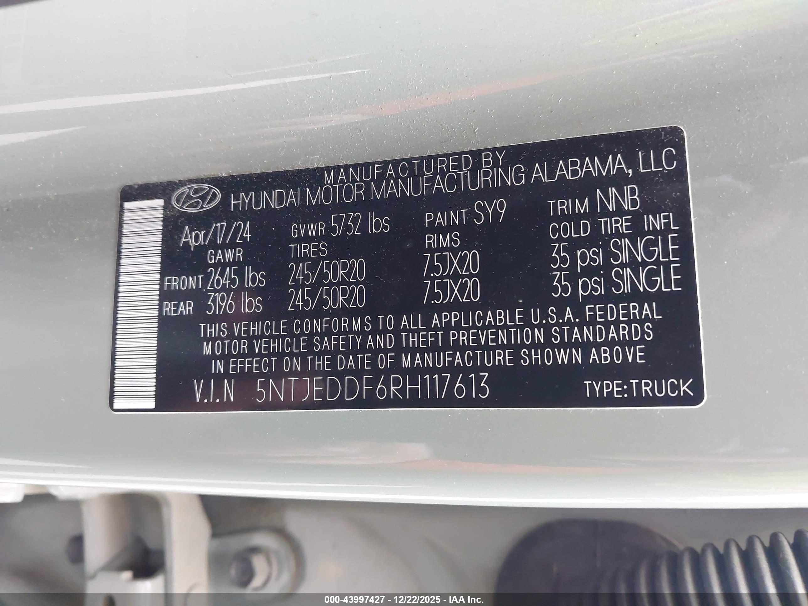 HYUNDAI SANTA image 9