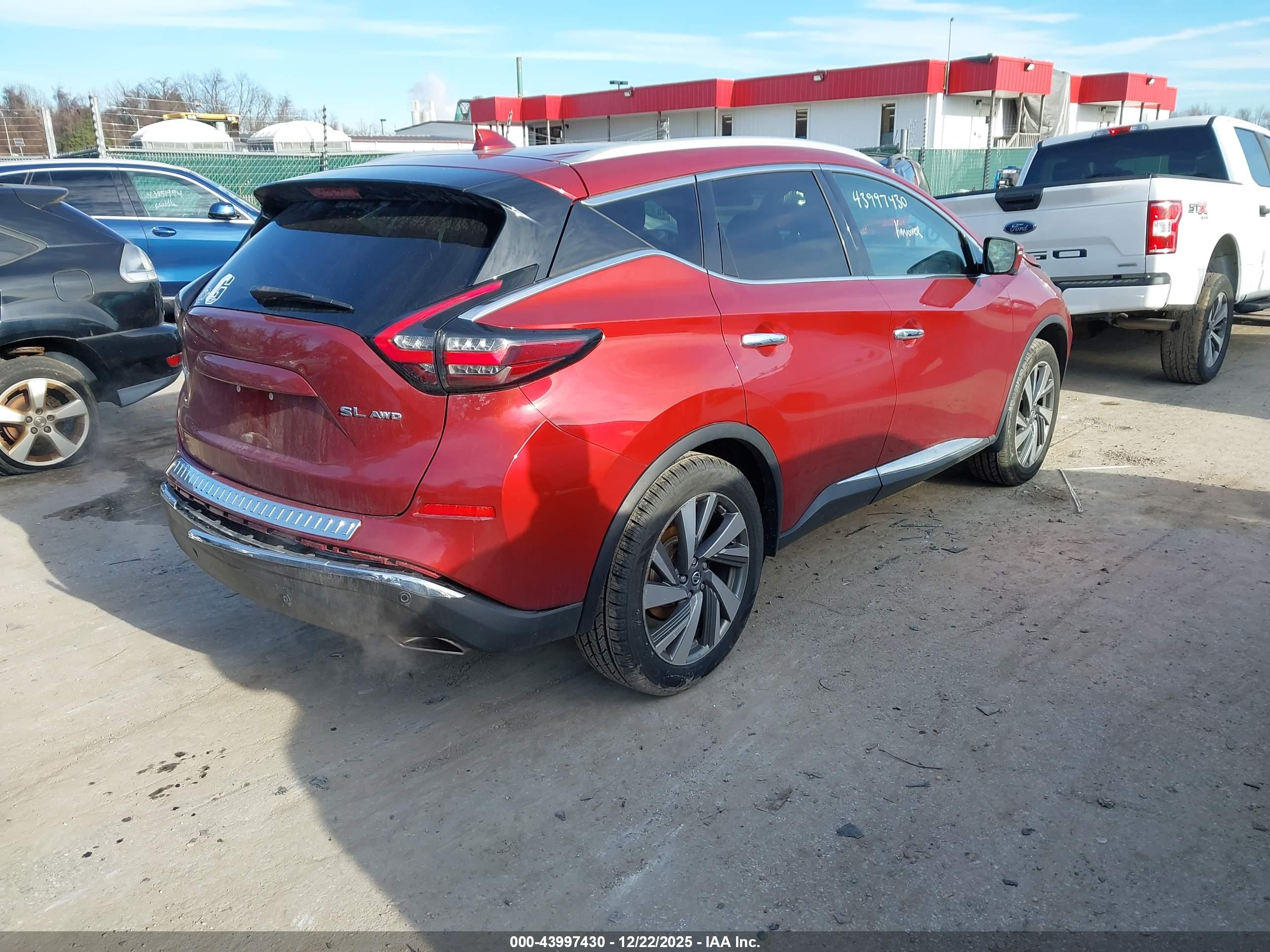 NISSAN MURANO image 4