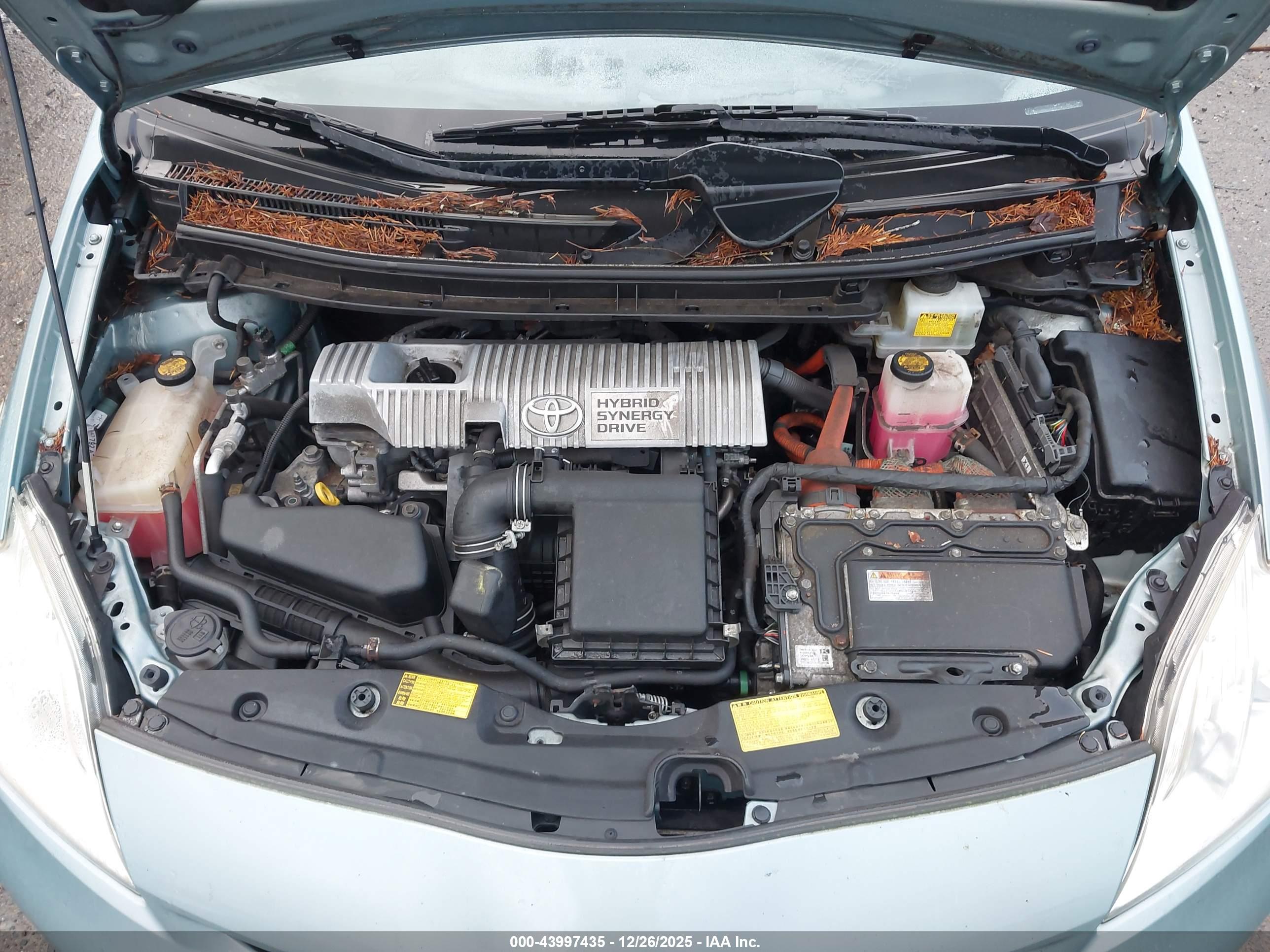 TOYOTA PRIUS image 10