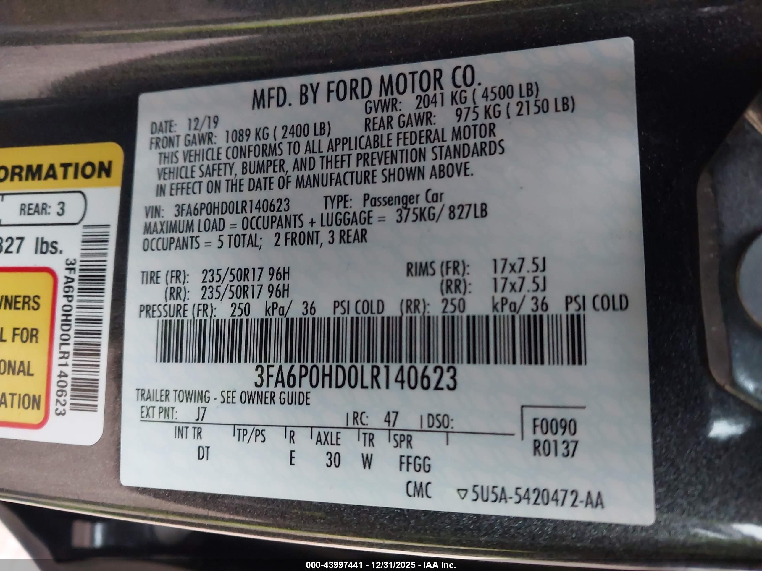 FORD FUSION image 9