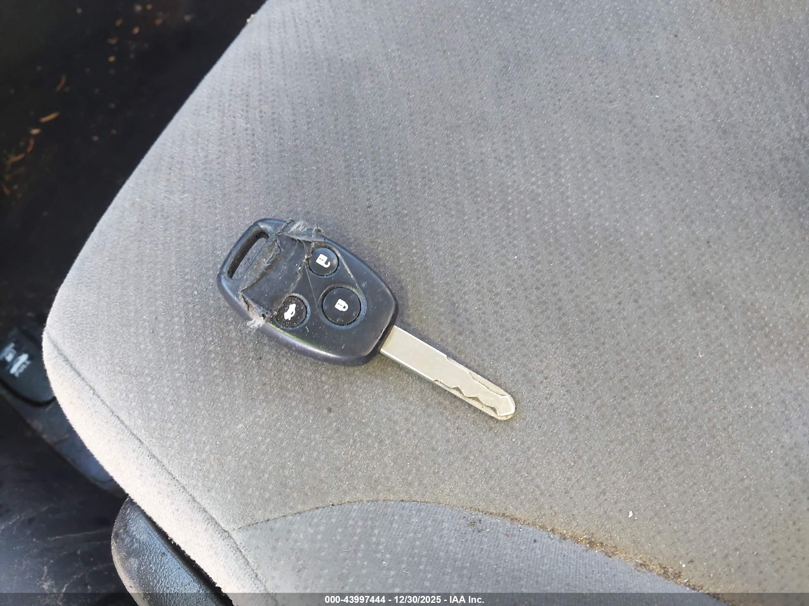 HONDA CIVIC image 11