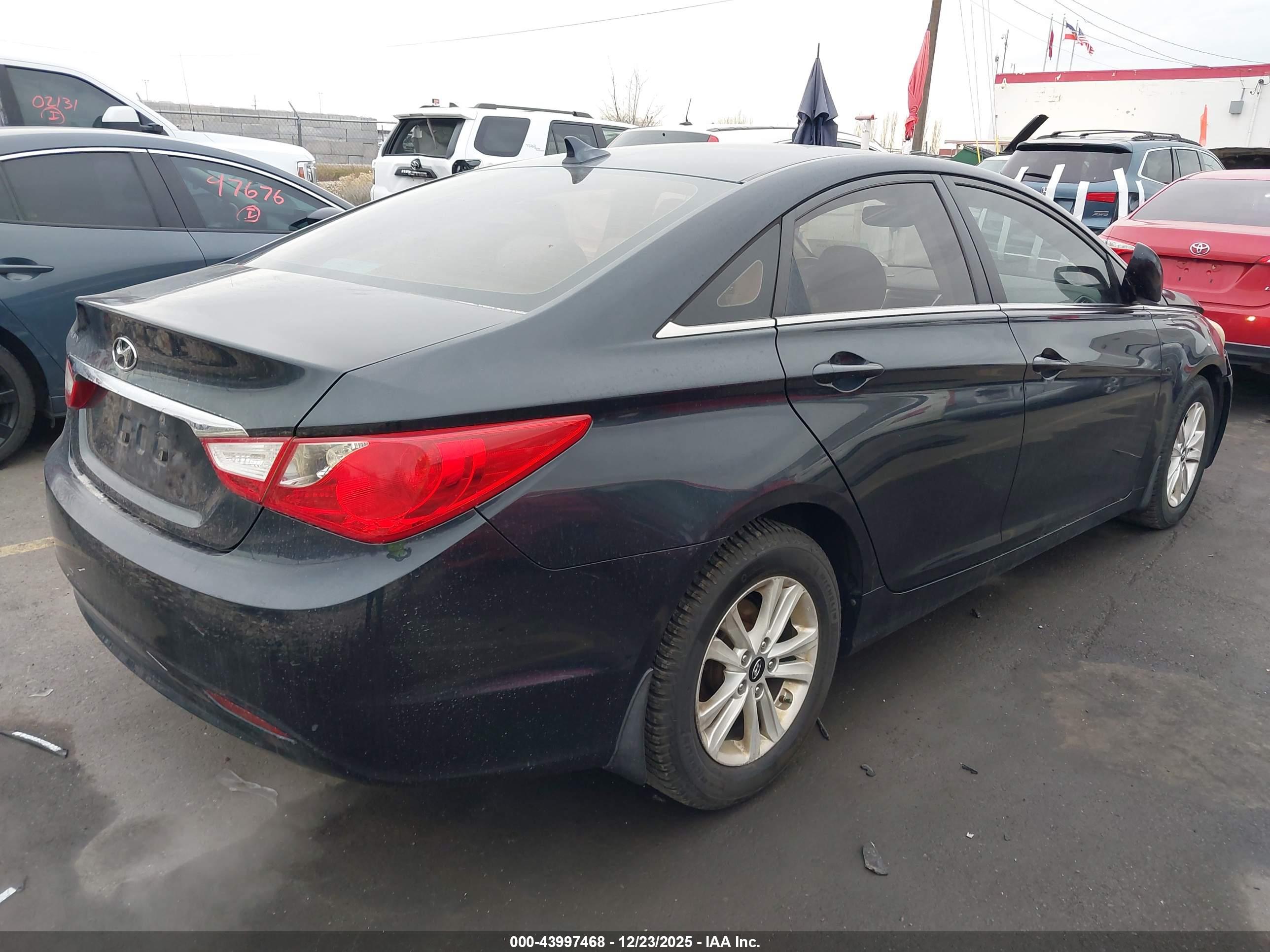 HYUNDAI SONATA image 4