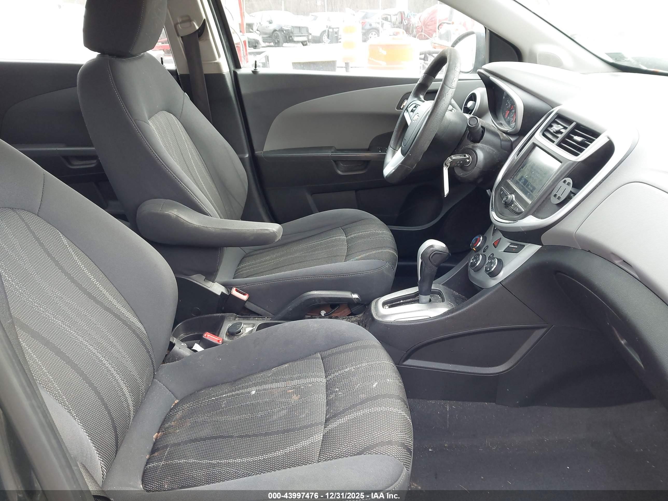 CHEVROLET SONIC image 5