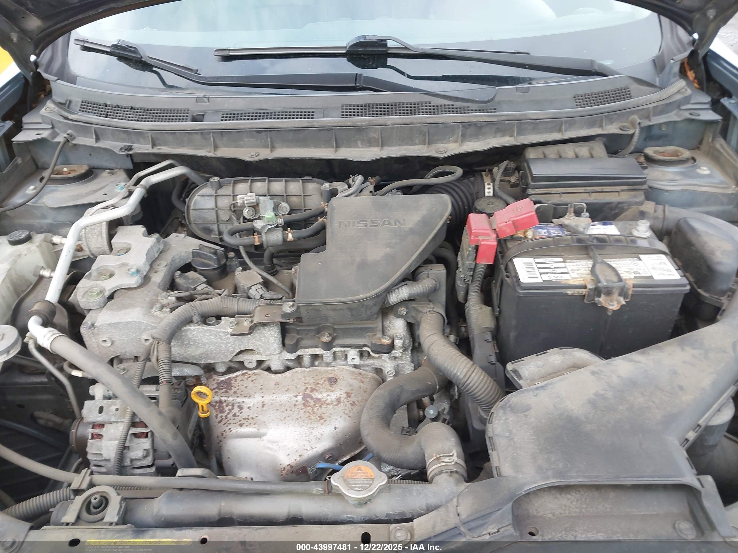 NISSAN ROGUE image 10