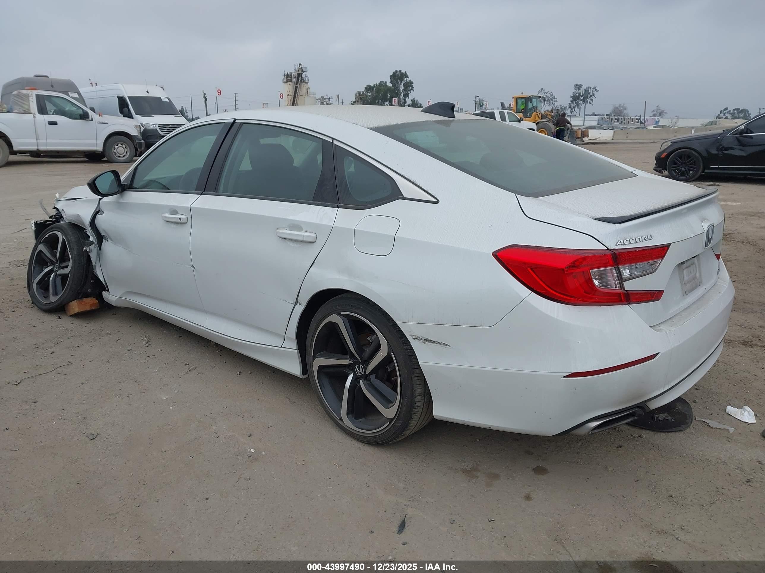 HONDA ACCORD image 3