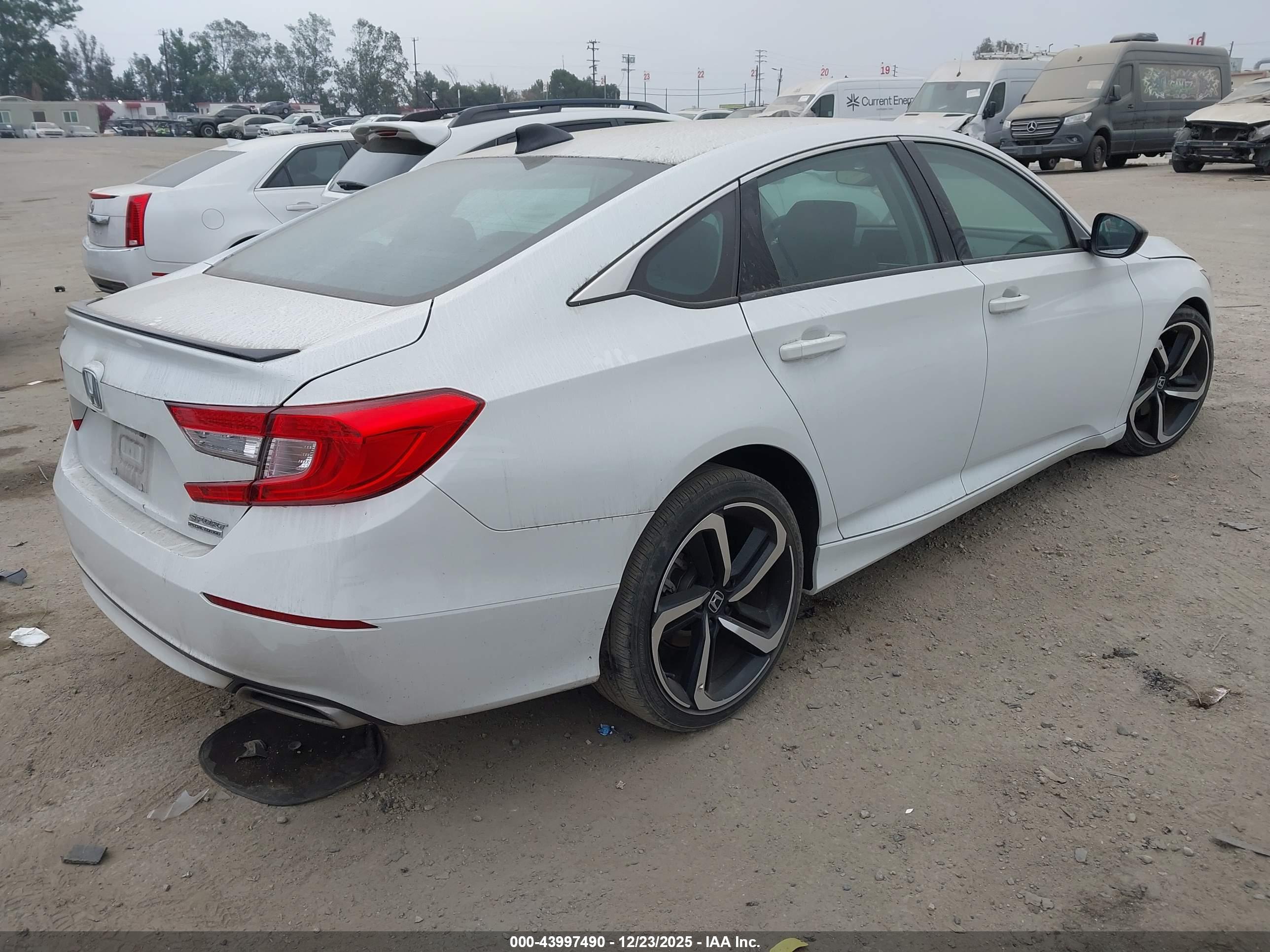 HONDA ACCORD image 4