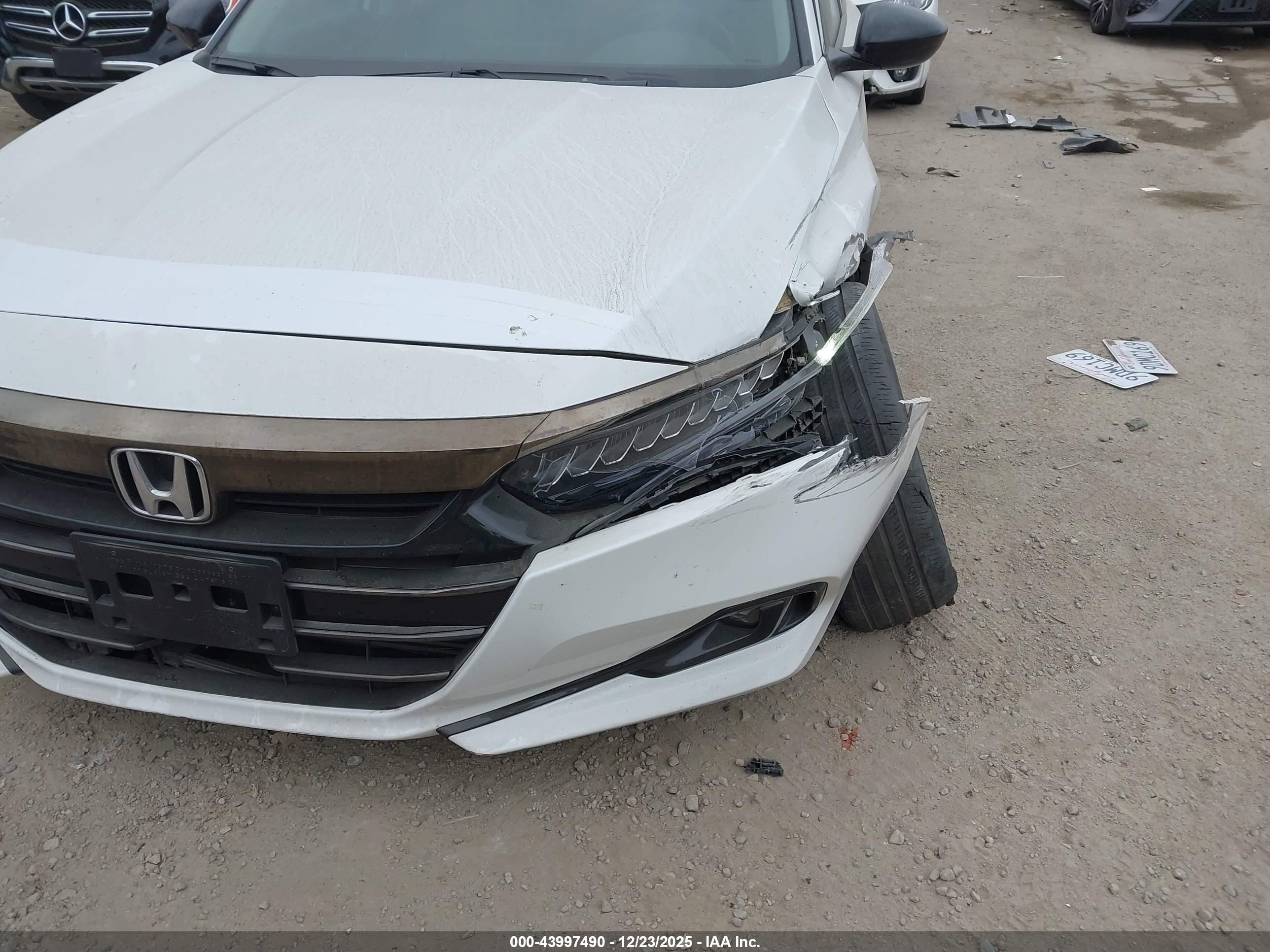 HONDA ACCORD image 6