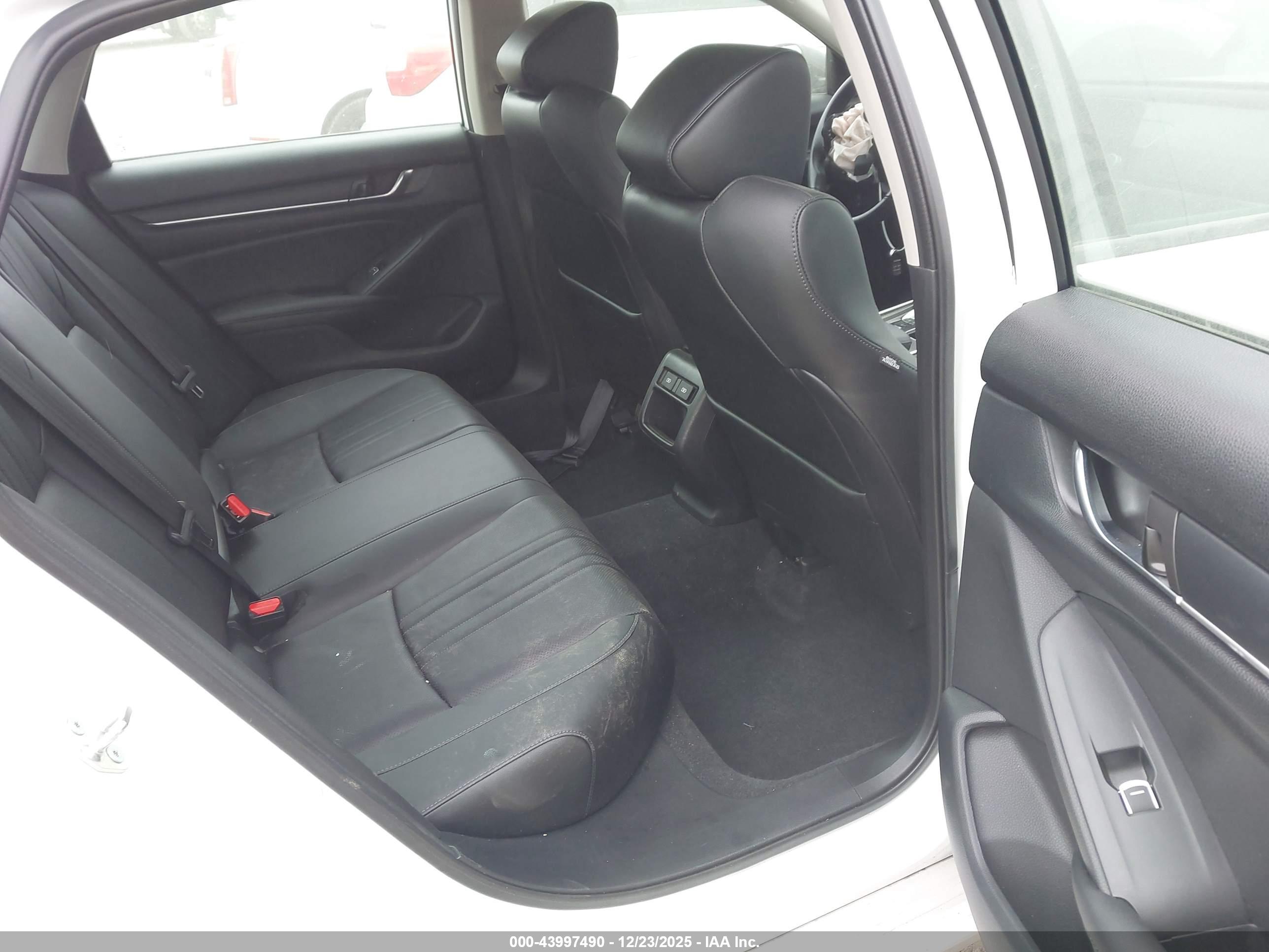 HONDA ACCORD image 8