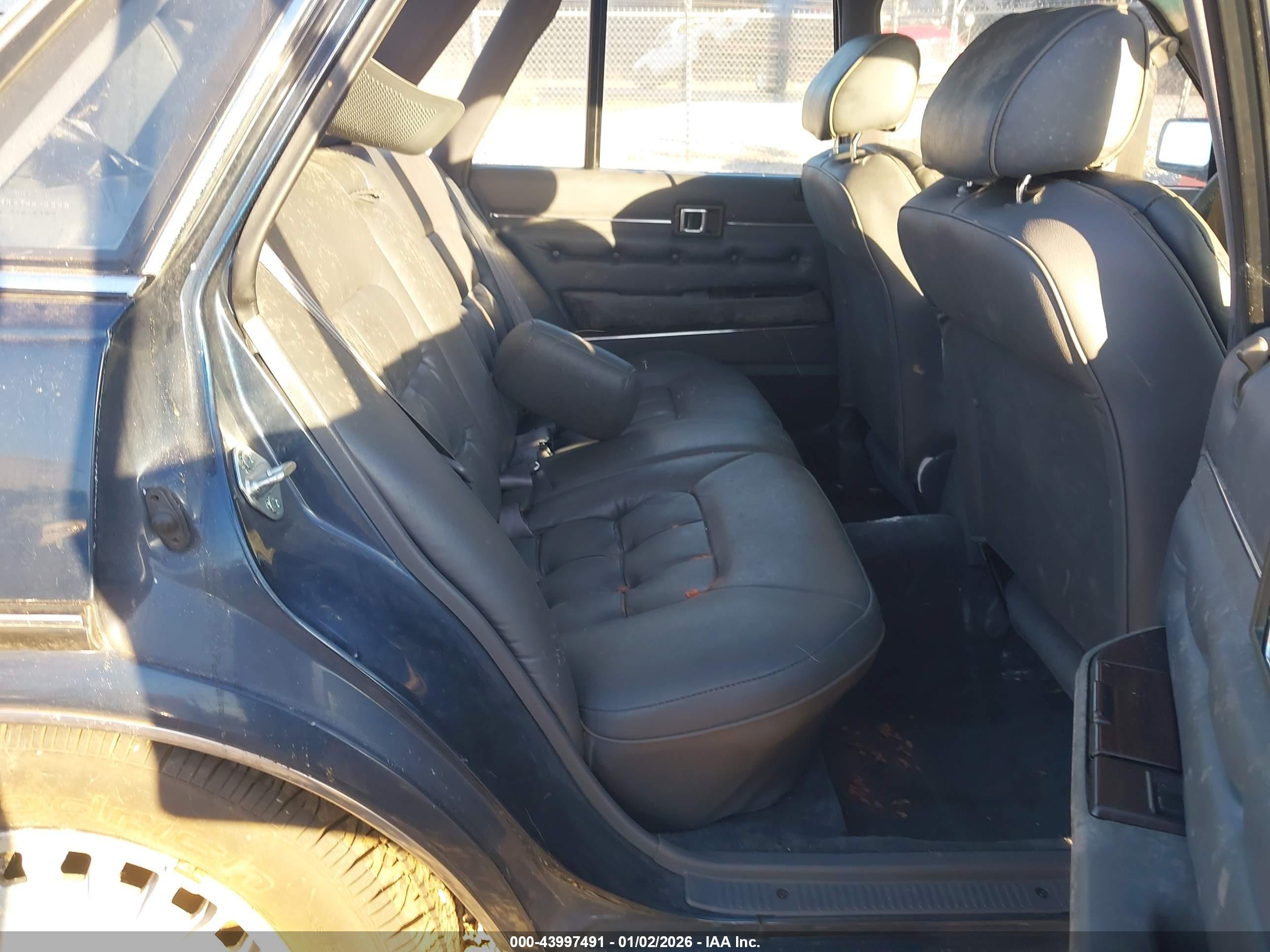 TOYOTA CRESSIDA image 8
