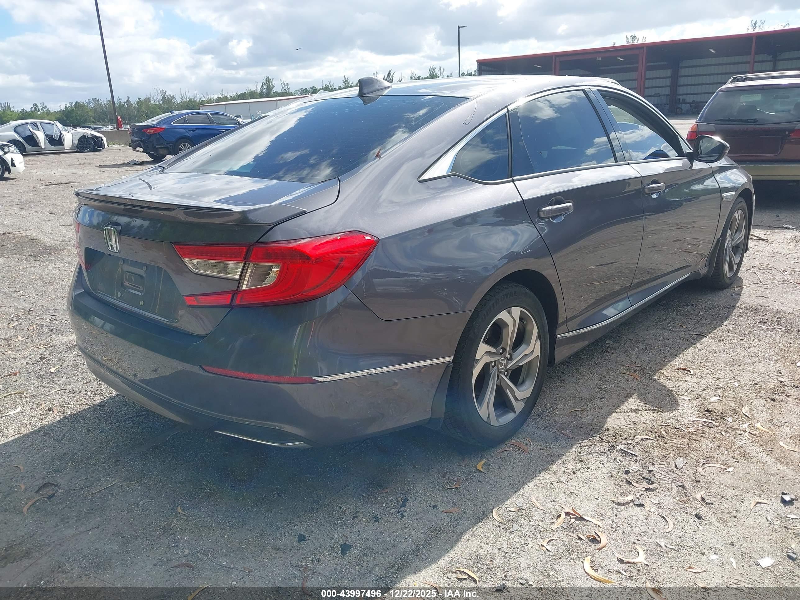 HONDA ACCORD image 4
