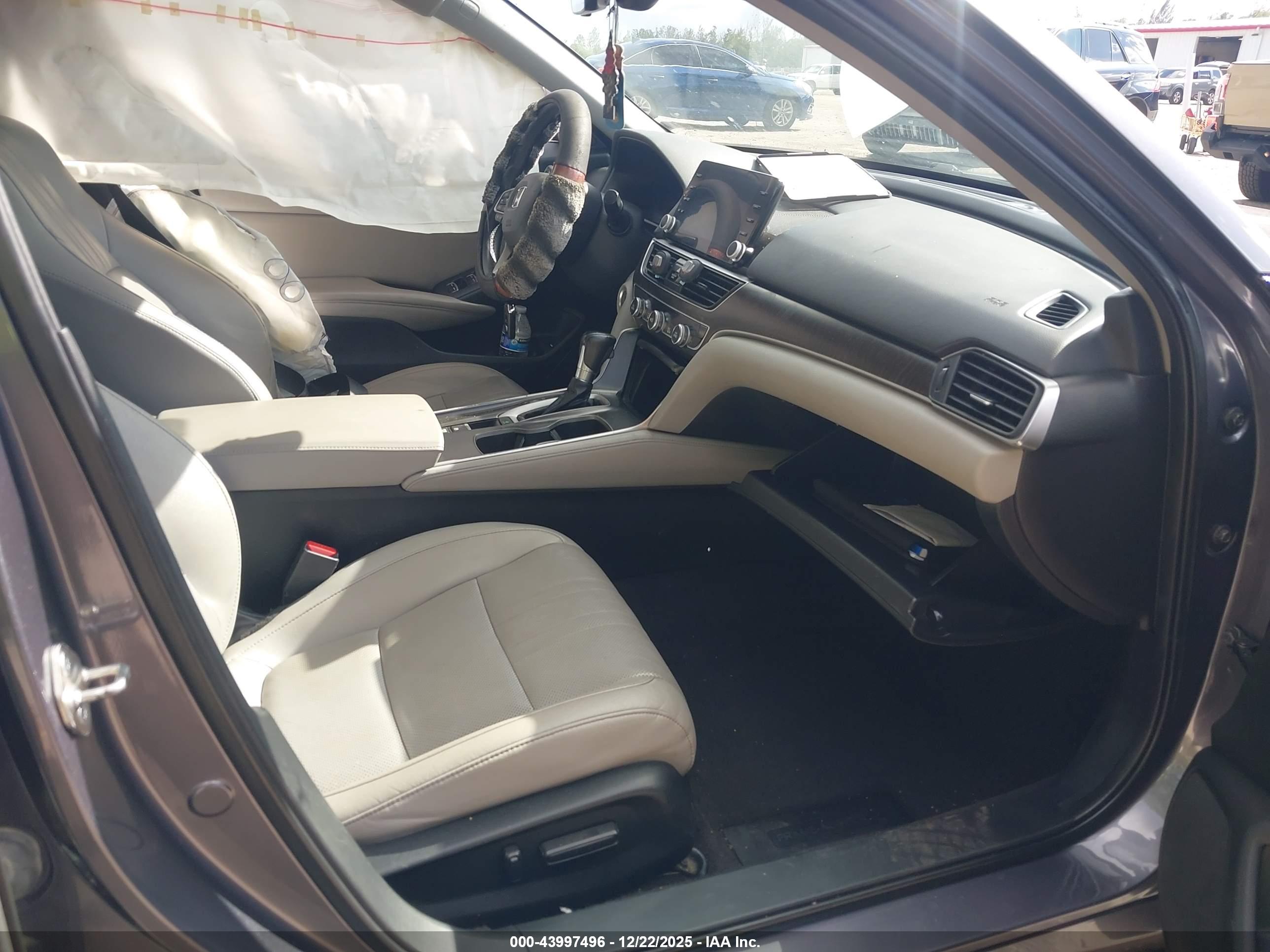 HONDA ACCORD image 5