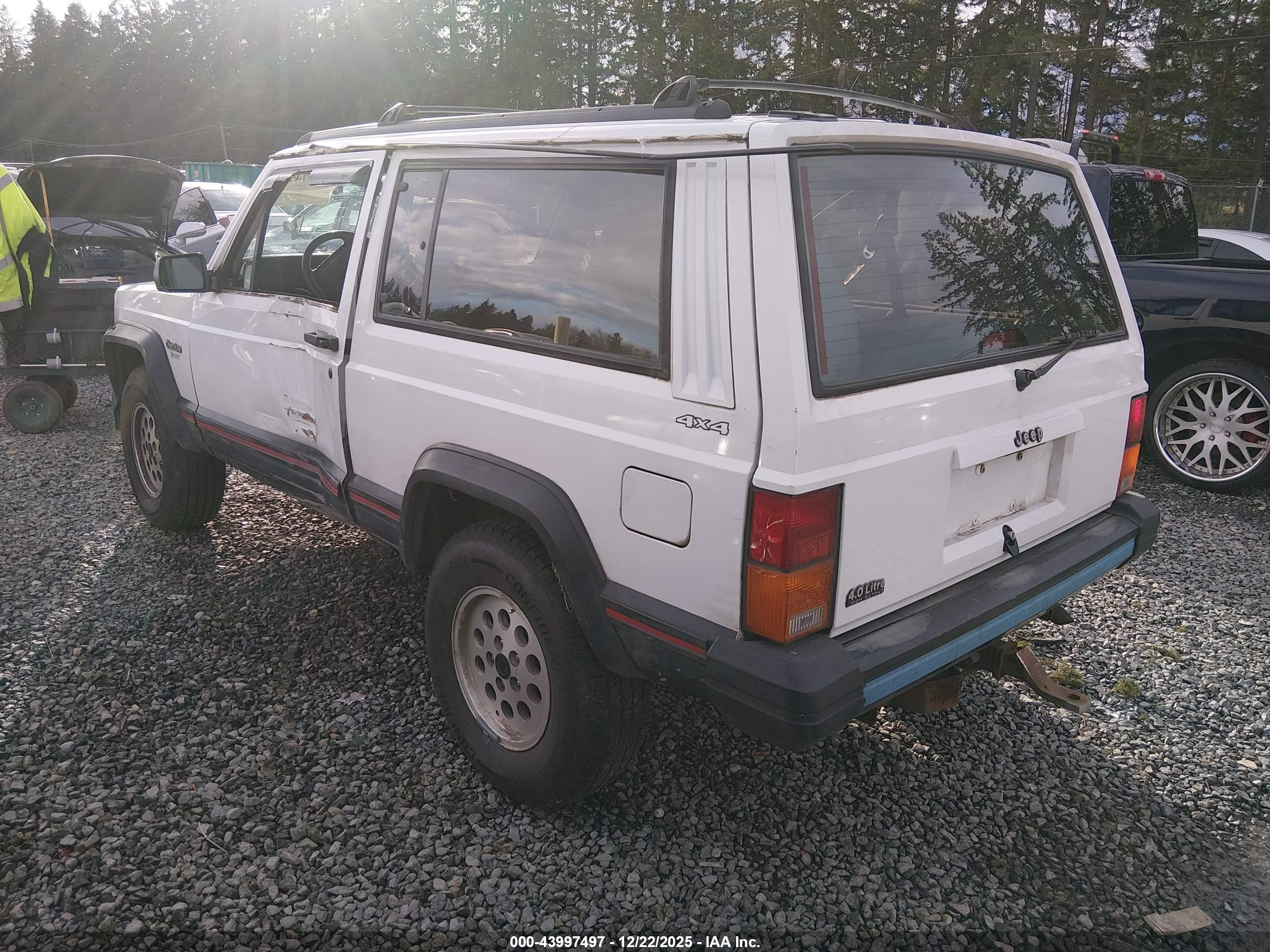 JEEP CHEROKEE image 3