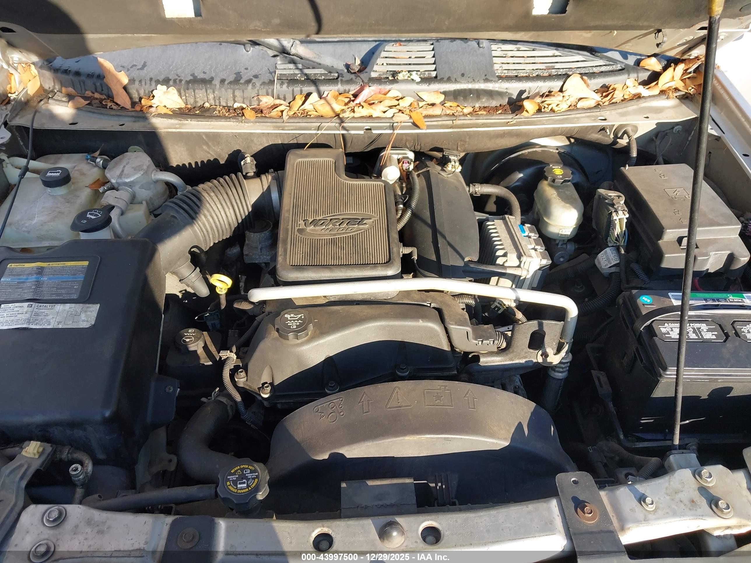 GMC ENVOY image 10