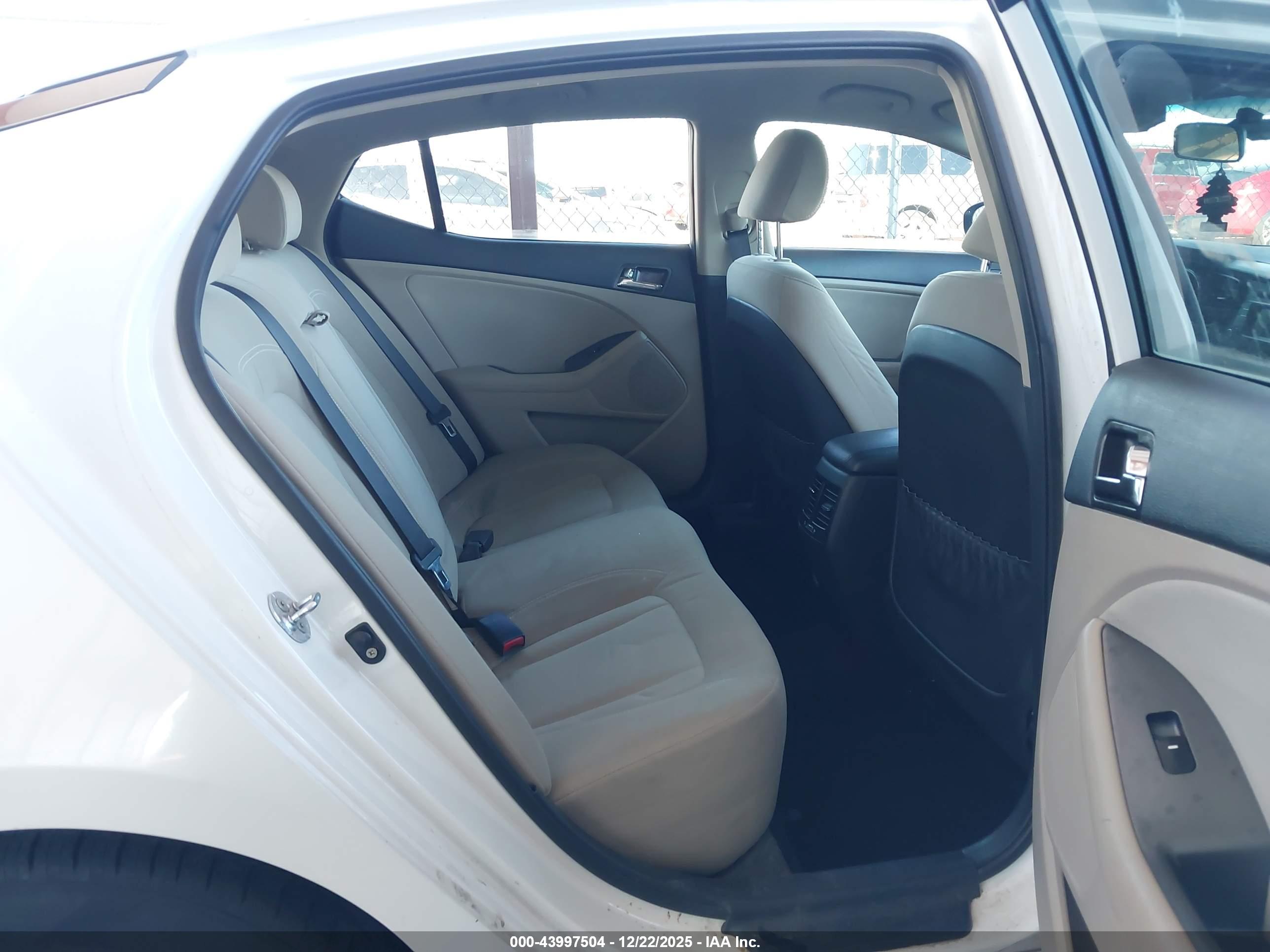 KIA OPTIMA image 8