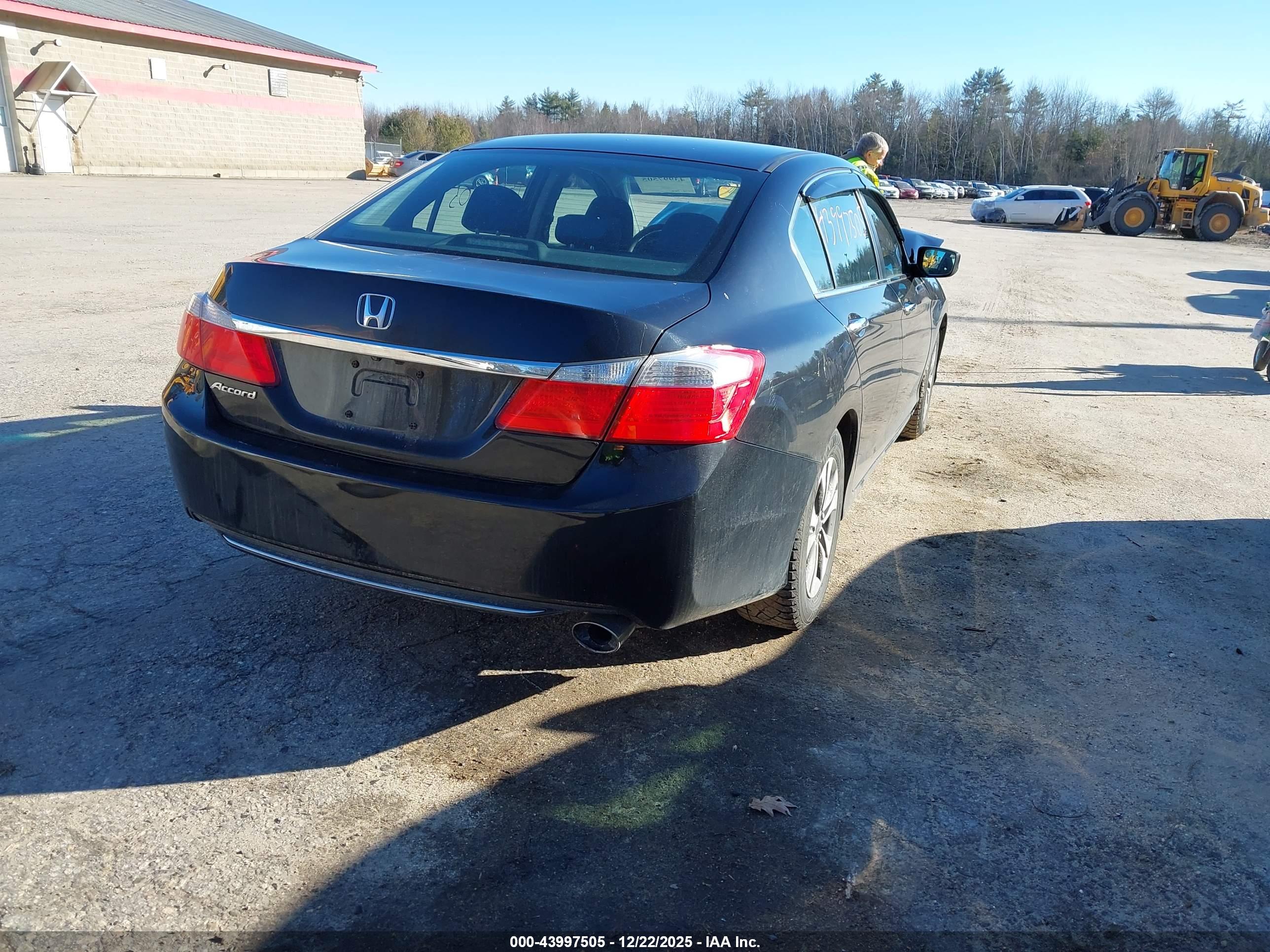 HONDA ACCORD image 4