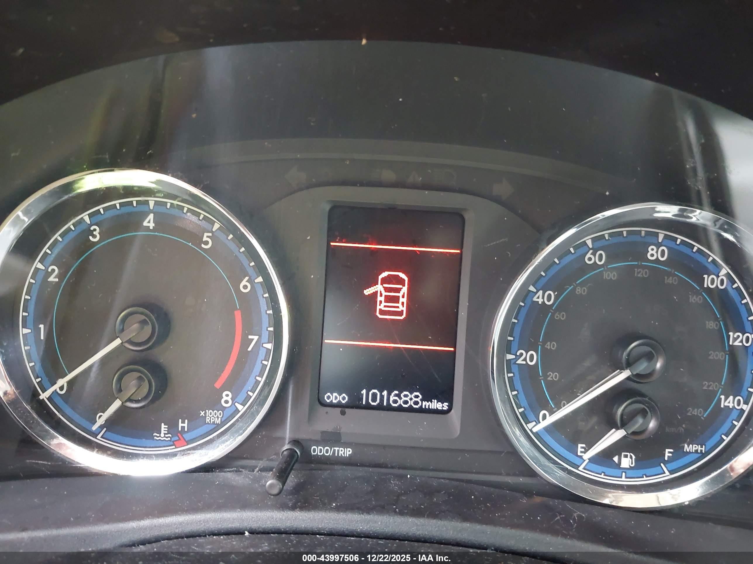 TOYOTA COROLLA image 7