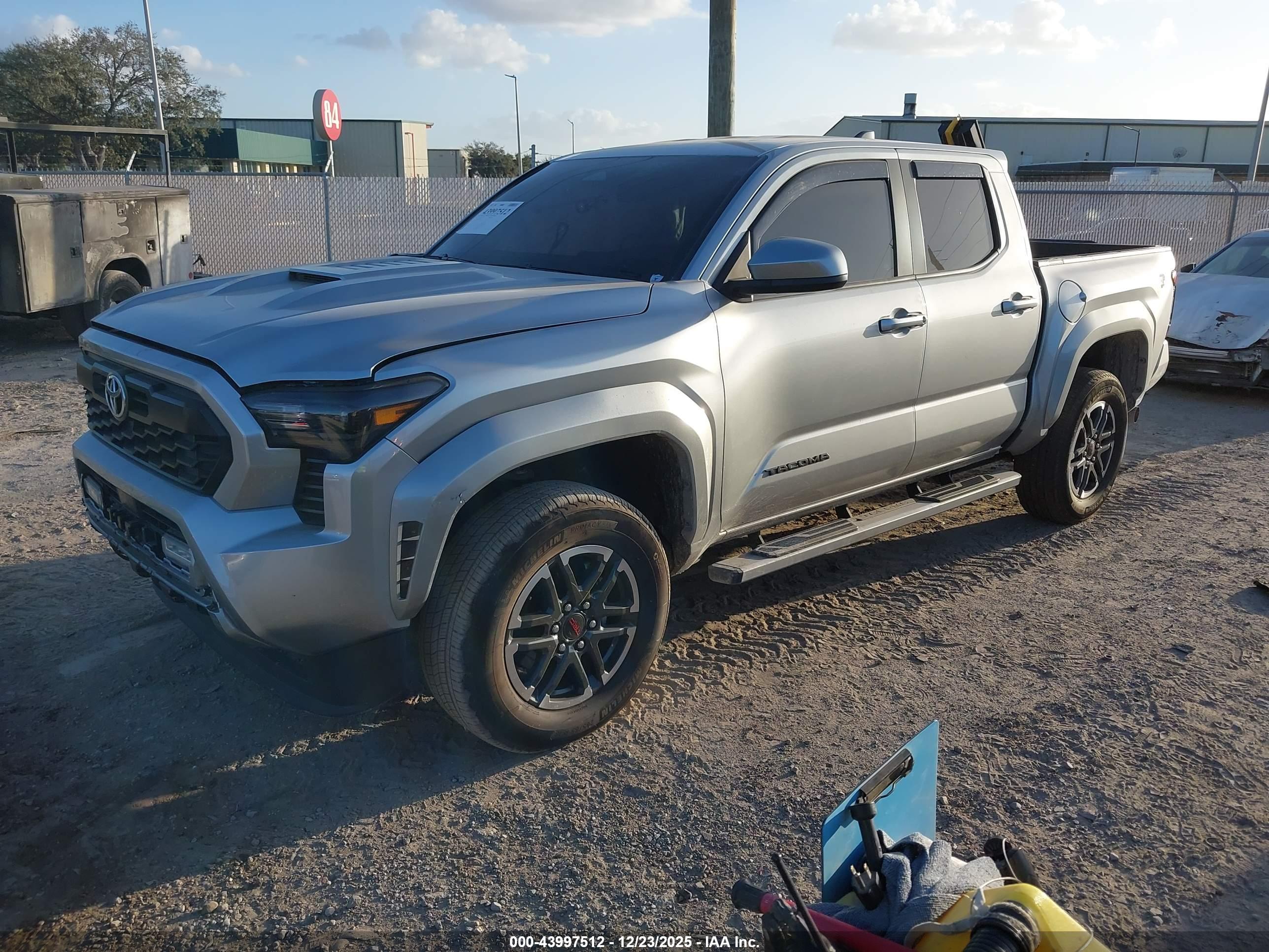 TOYOTA TACOMA image 2