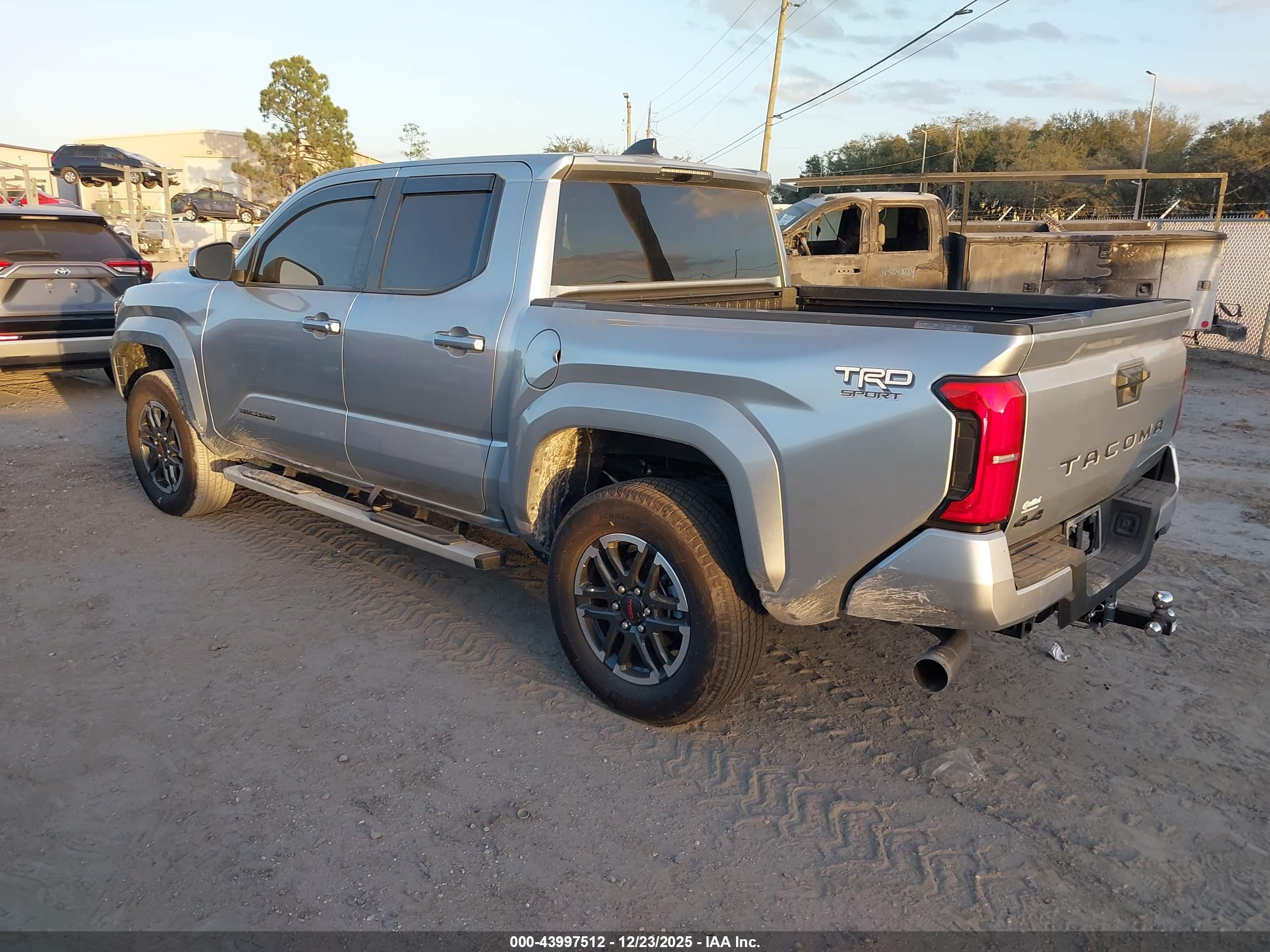 TOYOTA TACOMA image 3