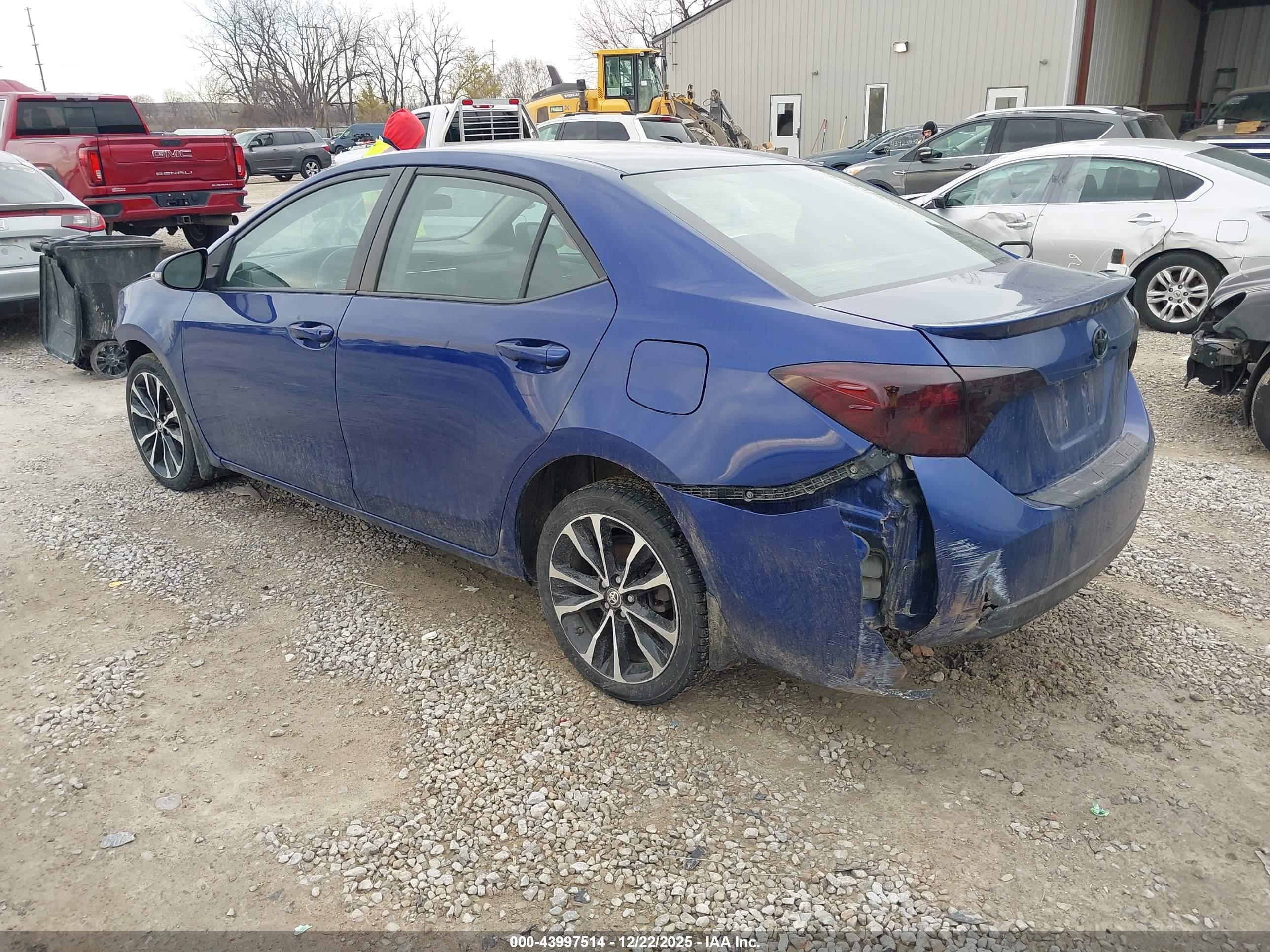 TOYOTA COROLLA image 3