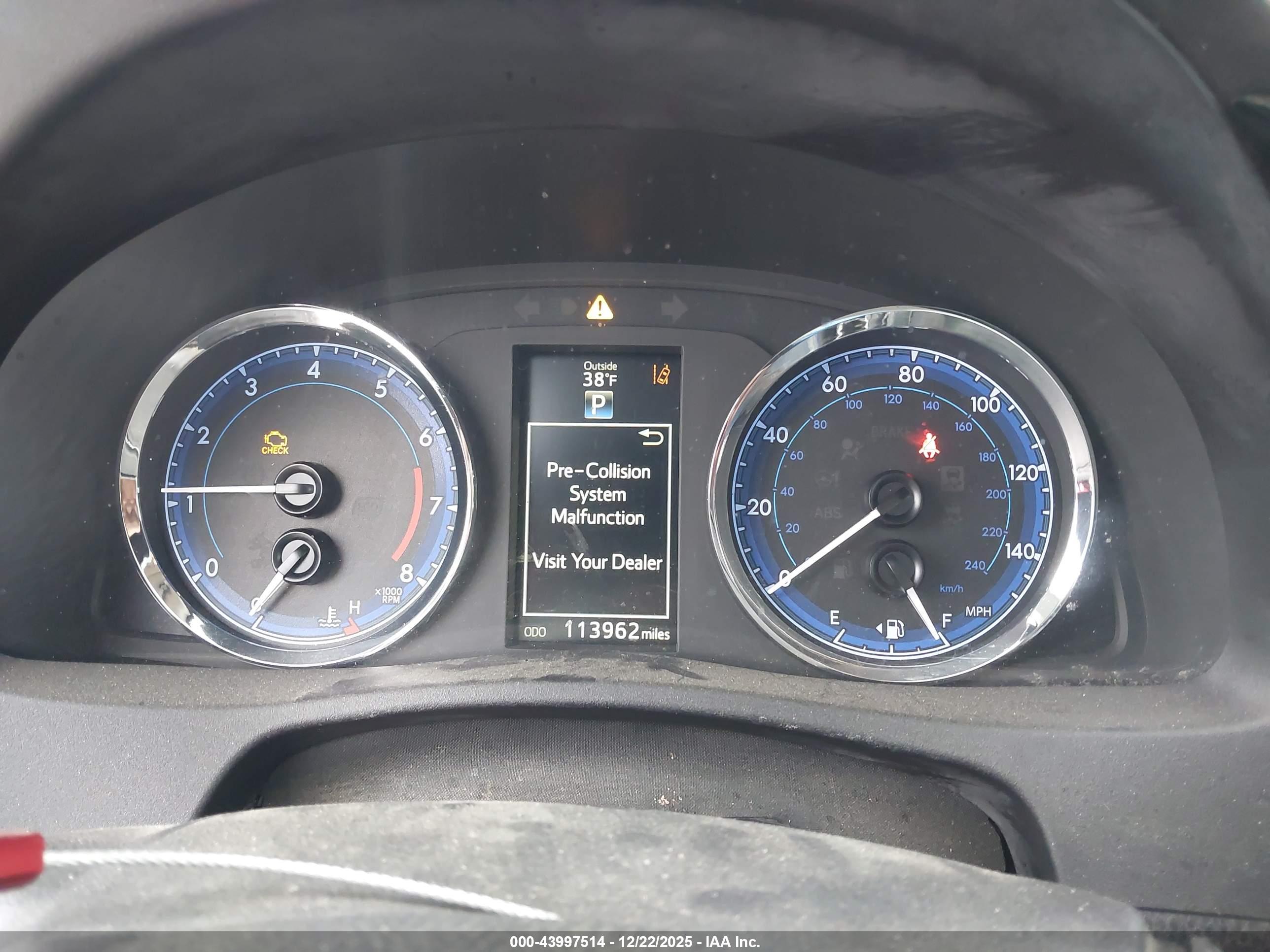 TOYOTA COROLLA image 7