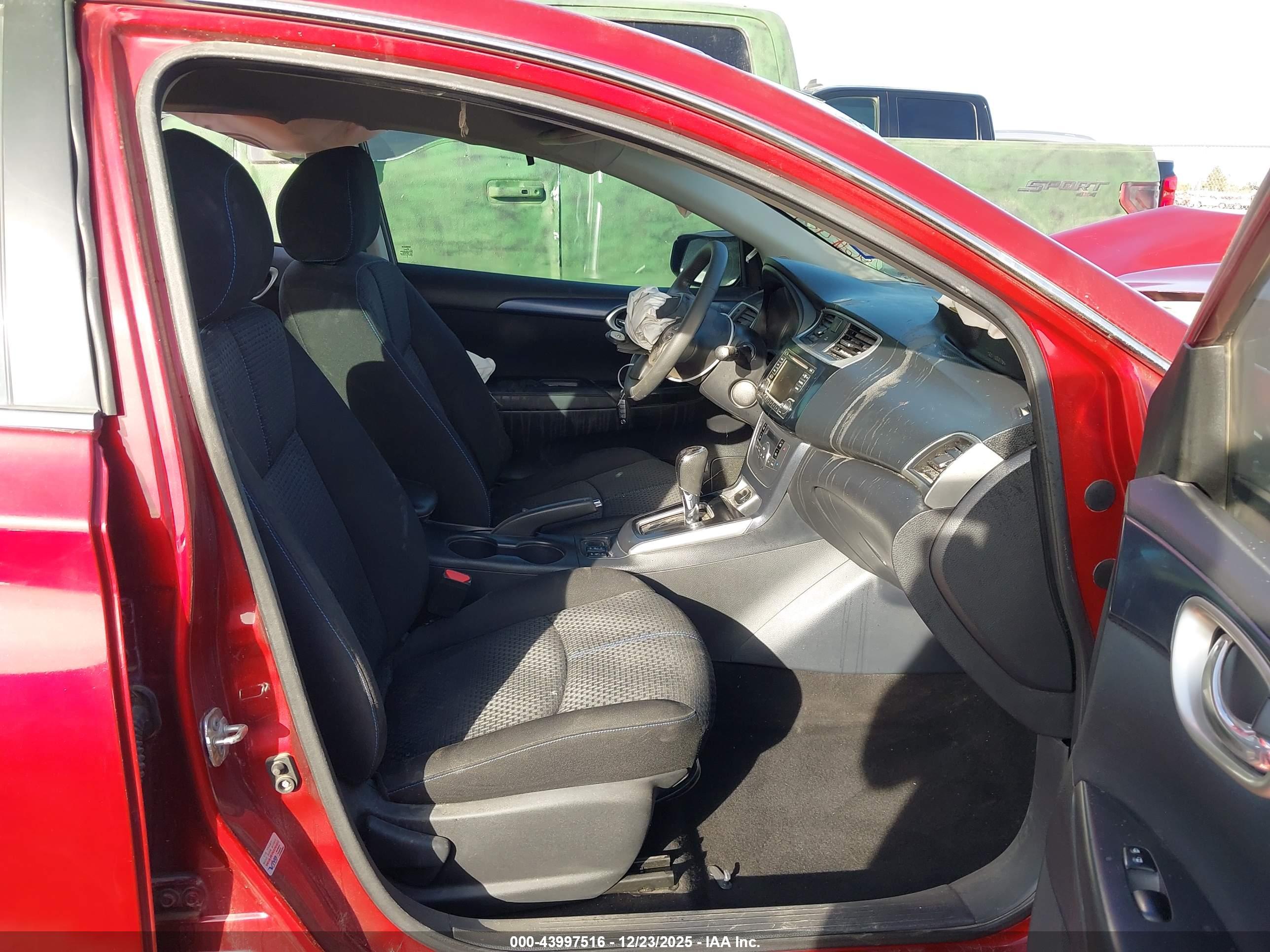 NISSAN SENTRA image 5