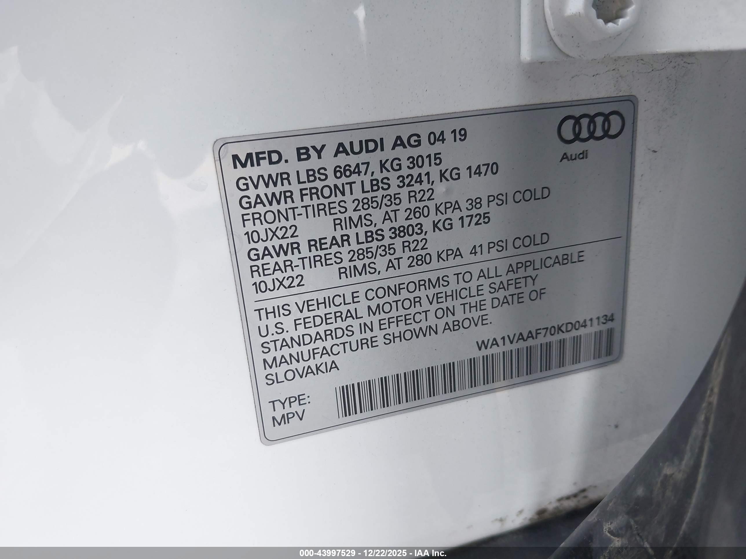 AUDI Q7 image 9