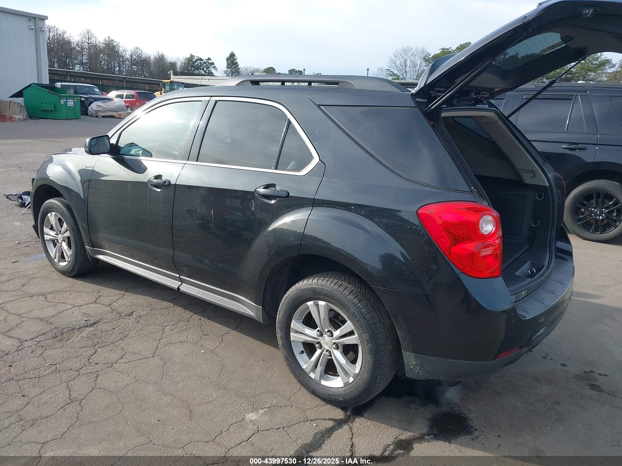 CHEVROLET EQUINOX image 3