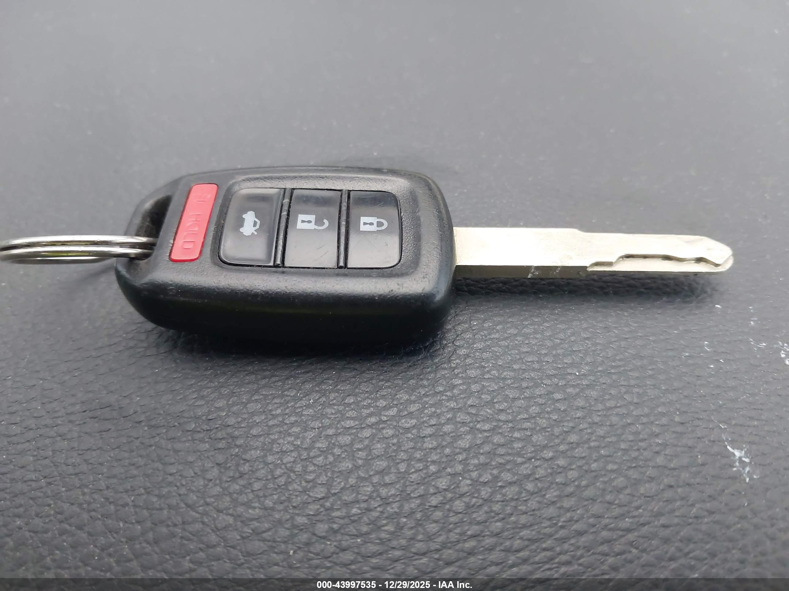HONDA ACCORD image 11