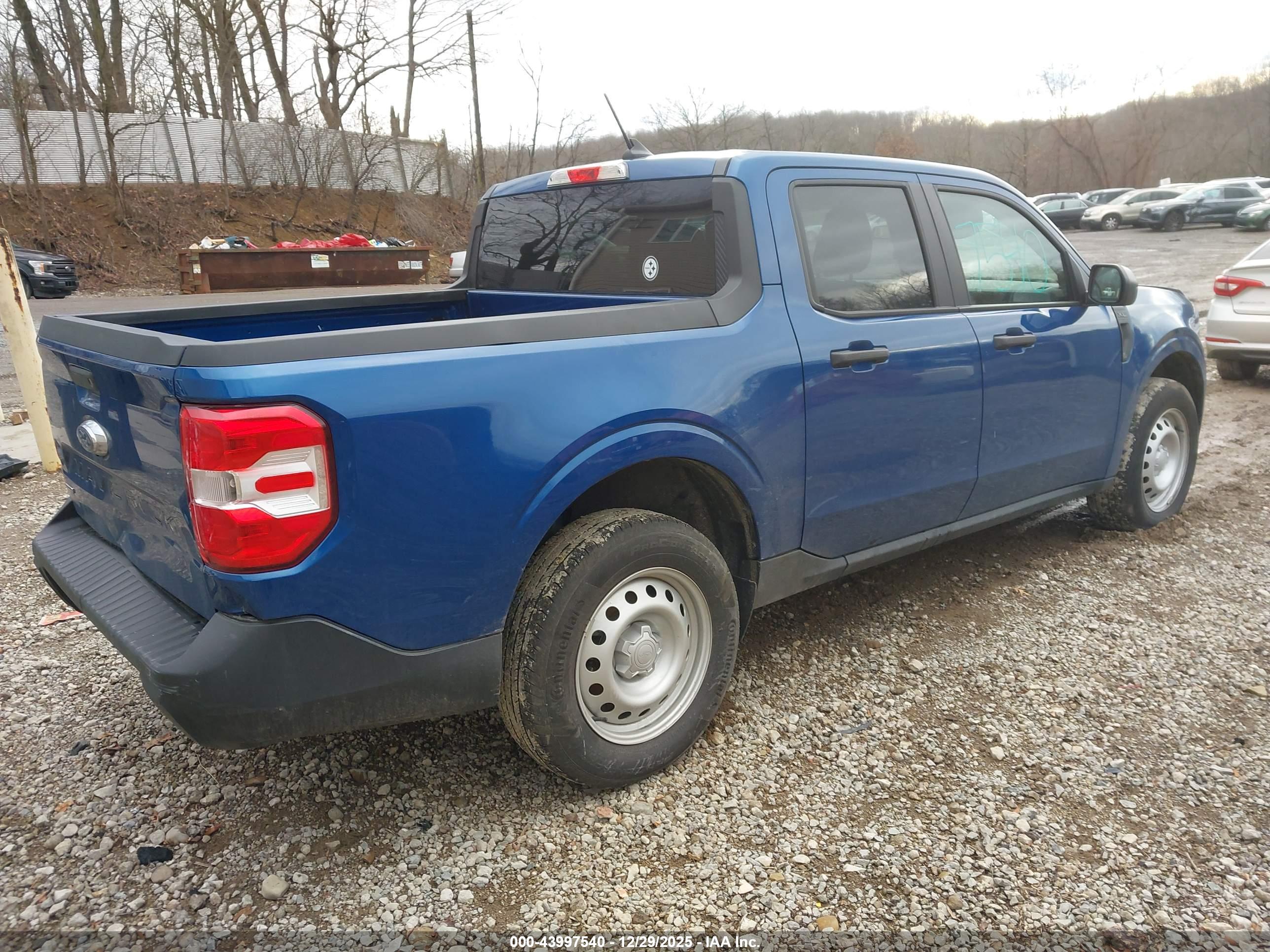 FORD MAVERICK image 4