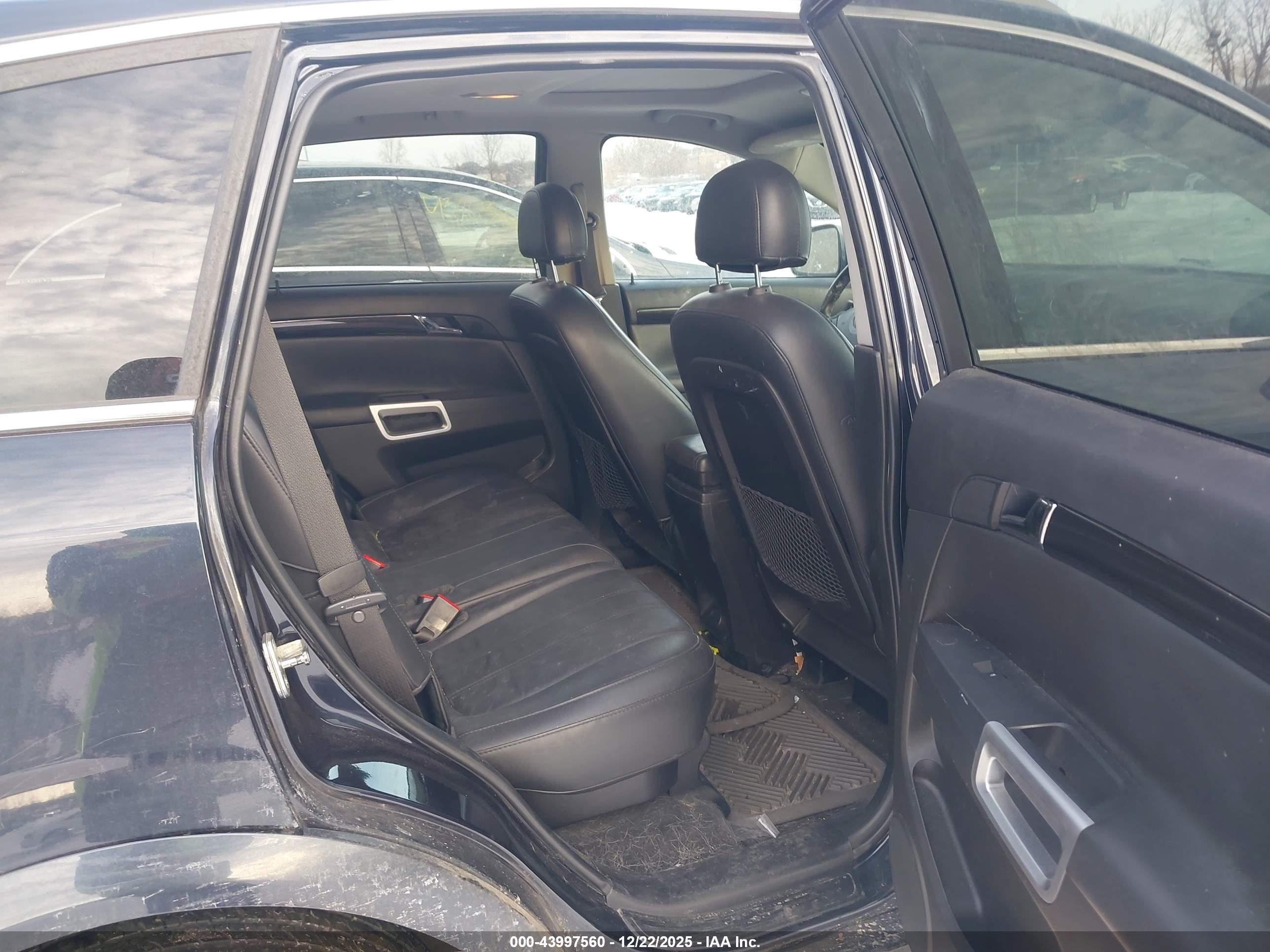 CHEVROLET CAPTIVA image 8