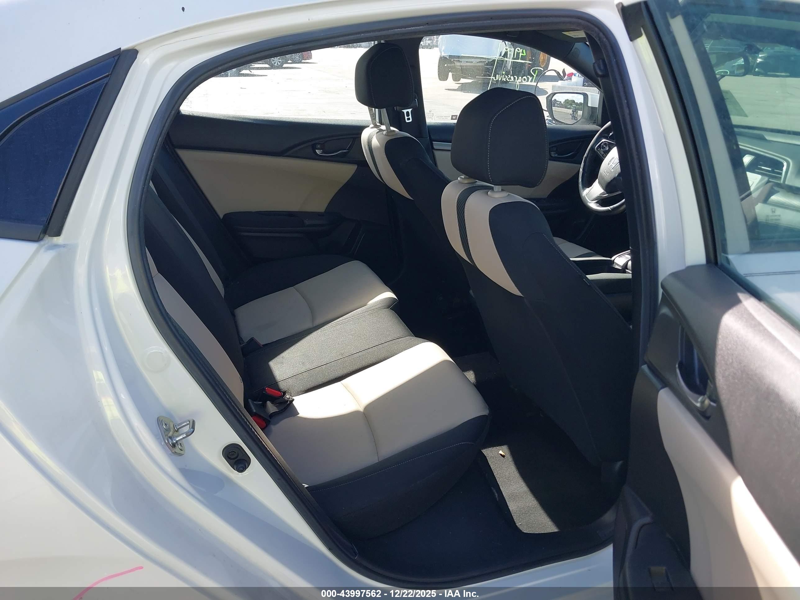 HONDA CIVIC image 8