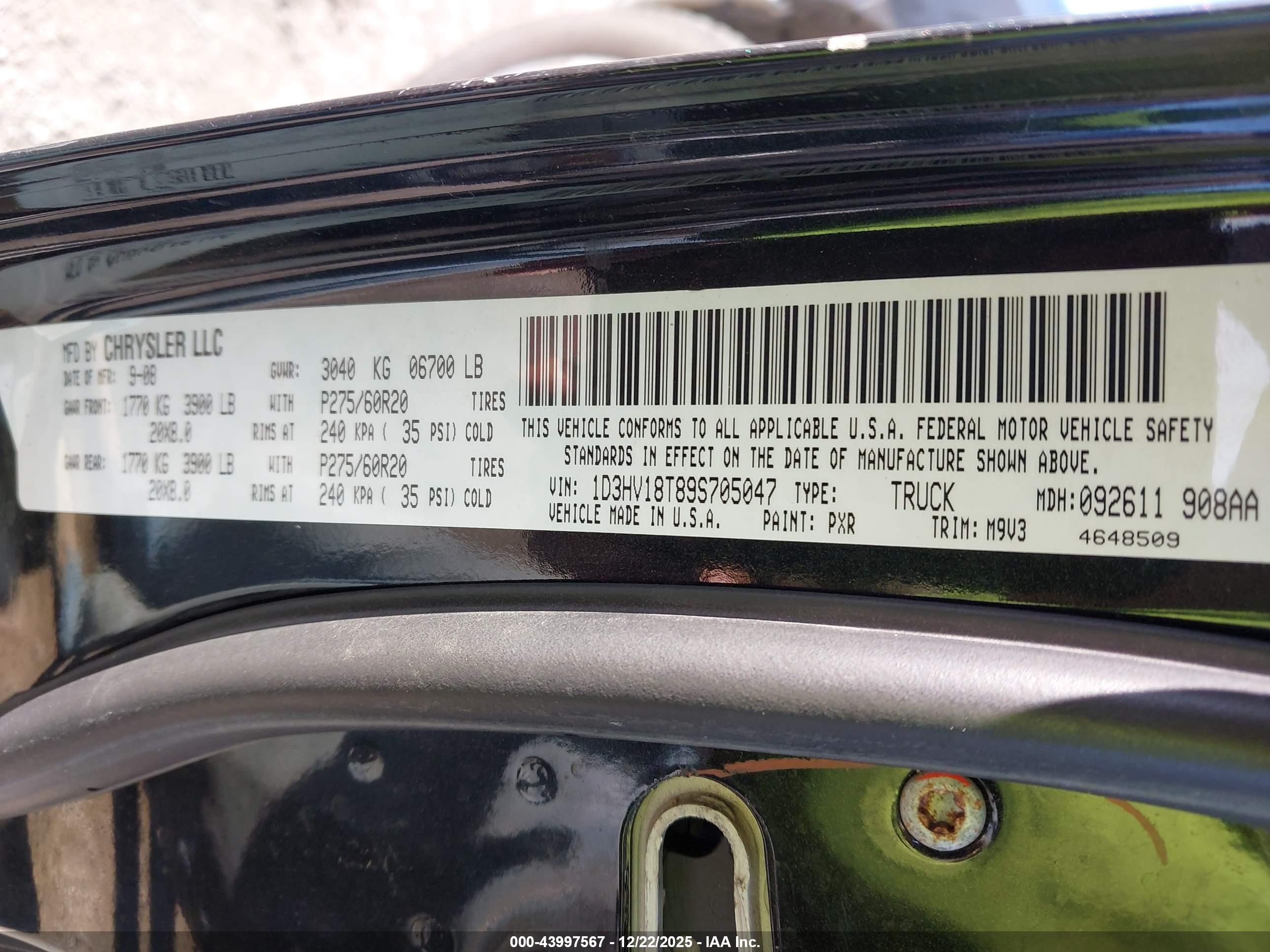 DODGE RAM image 9