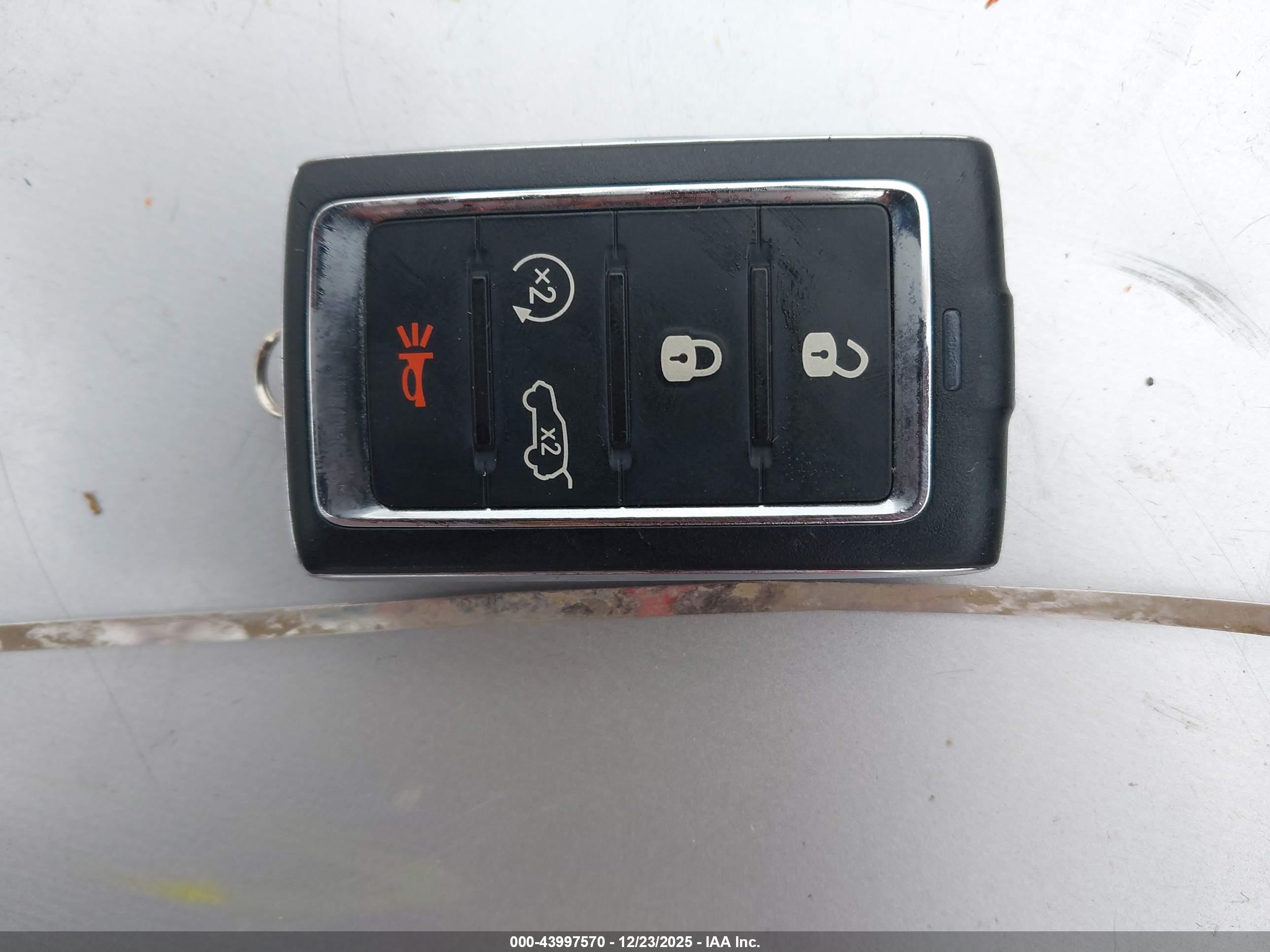 JEEP GRAND image 11