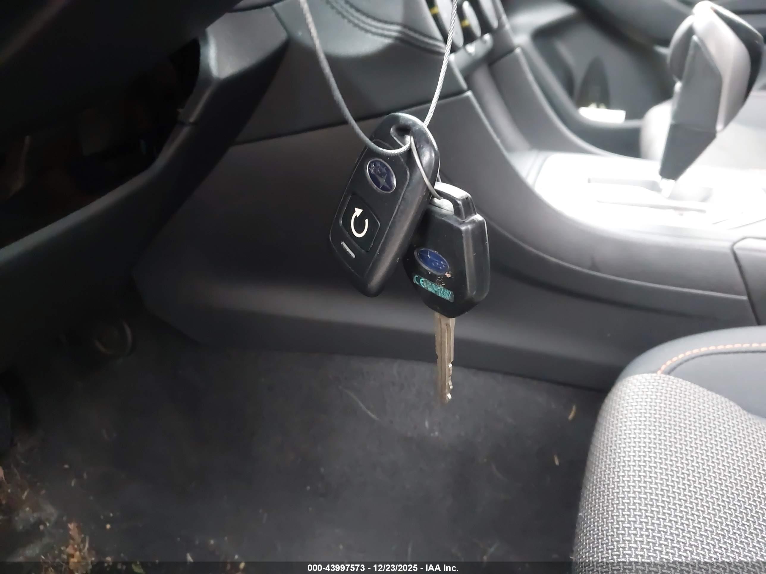 SUBARU CROSSTREK image 11