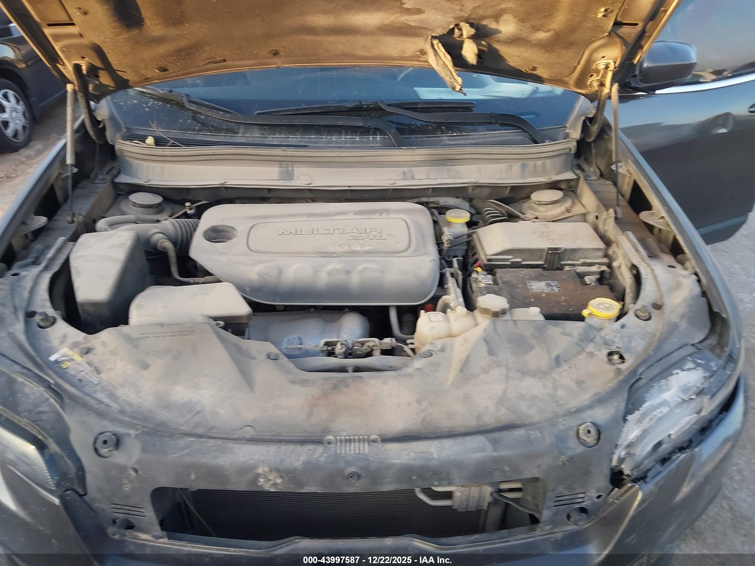 JEEP CHEROKEE image 10