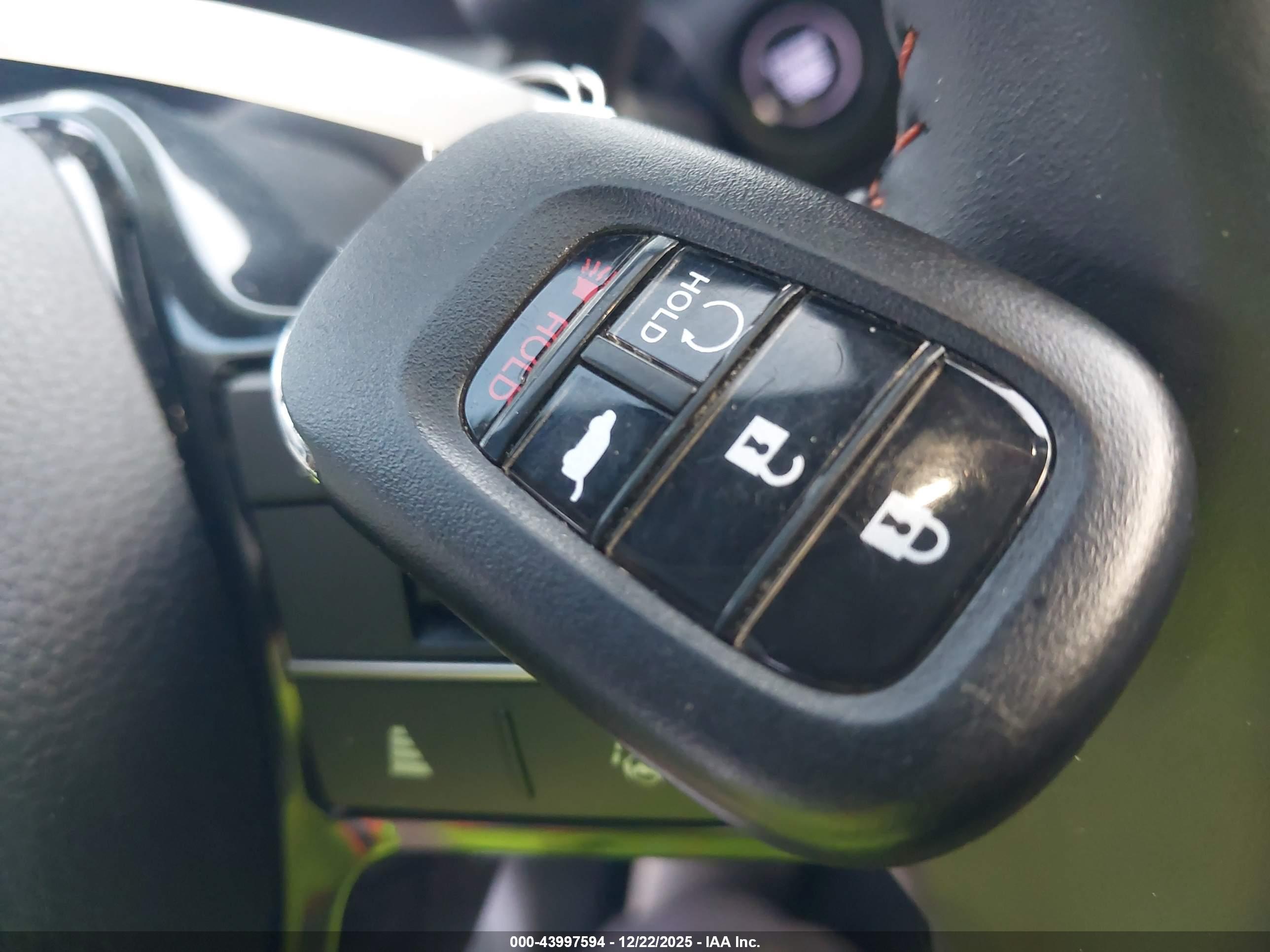 HONDA HR-V image 11