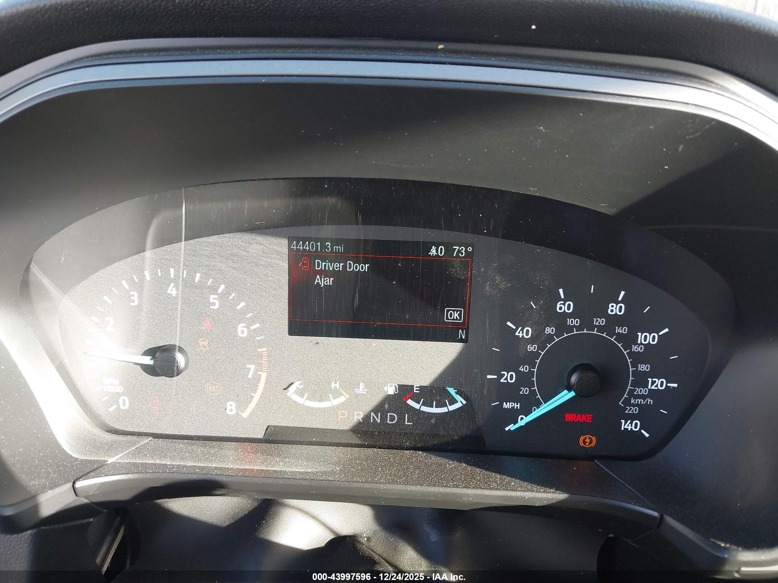 FORD ESCAPE image 7