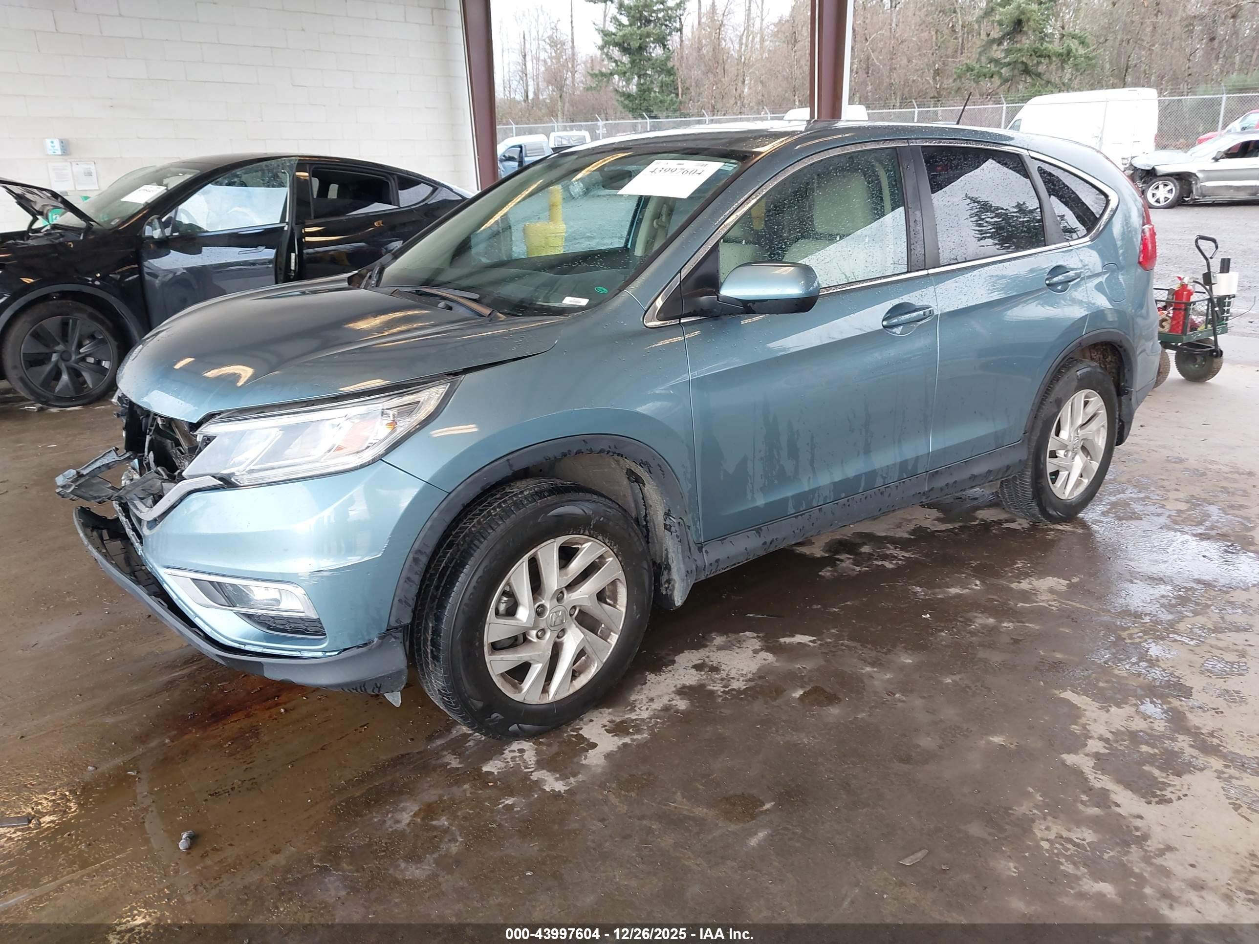 HONDA CR-V image 2