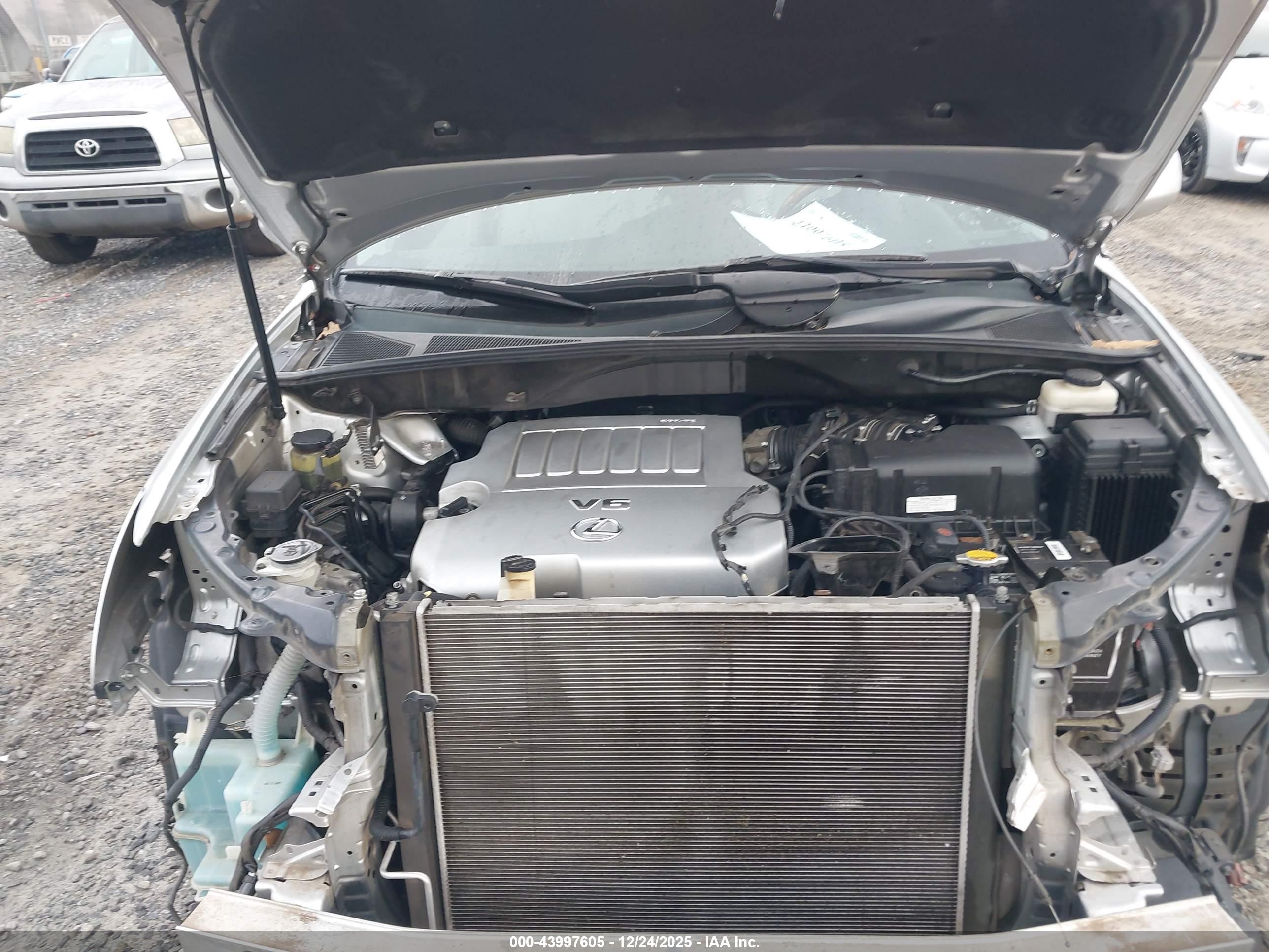 LEXUS RX image 10