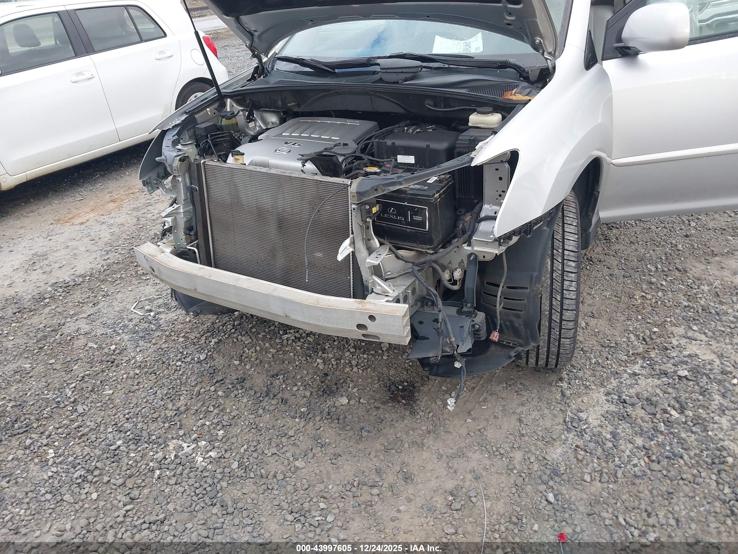 LEXUS RX image 6