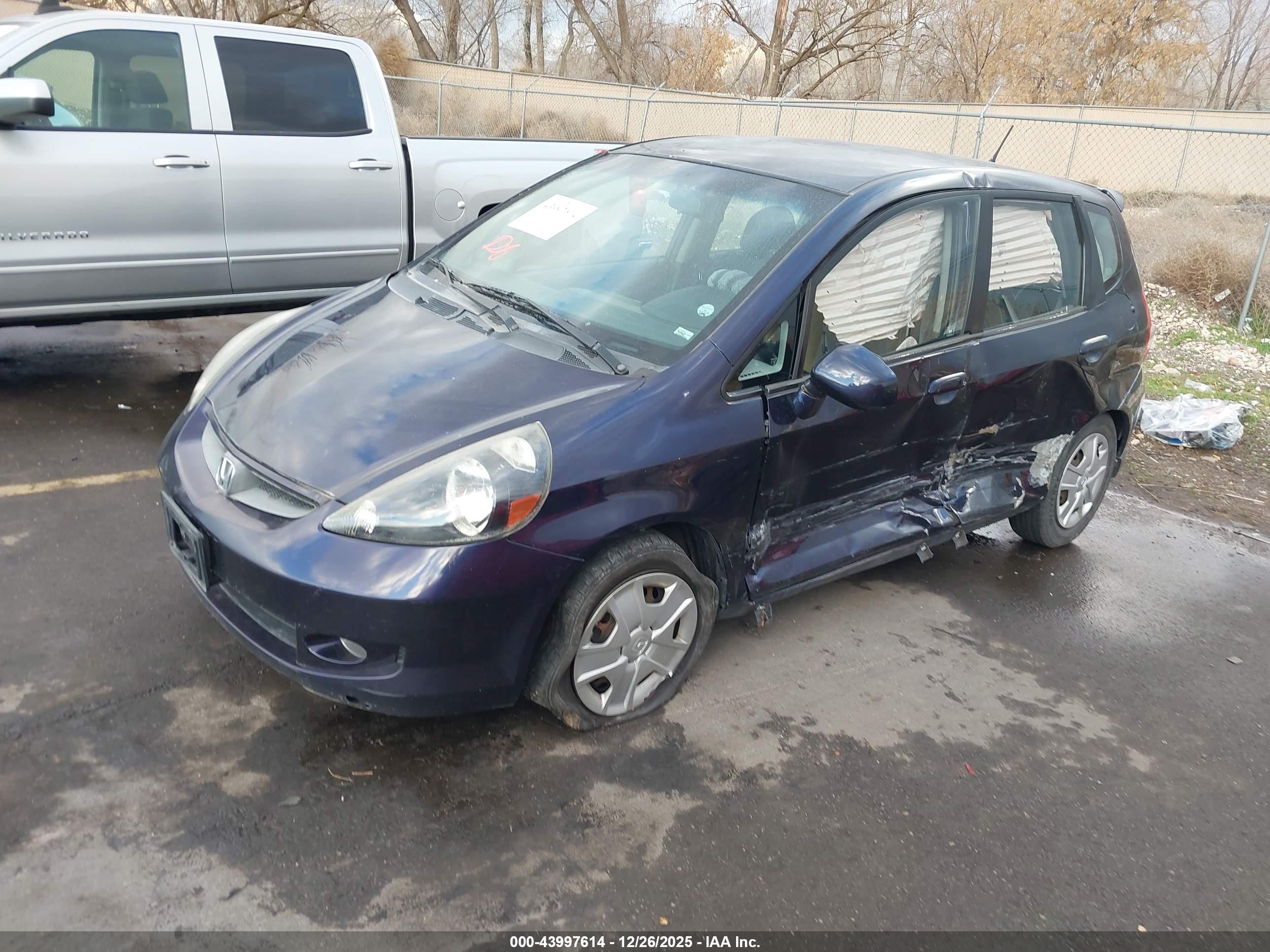 HONDA FIT image 2